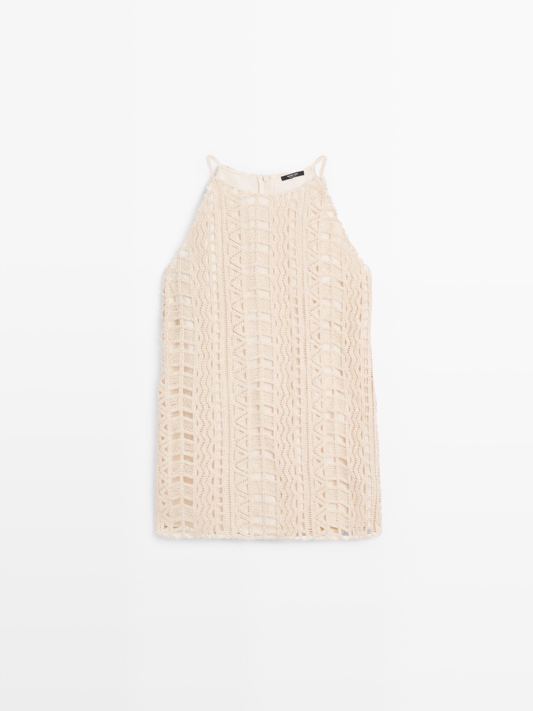 Vestido corto calado detalle metalizado