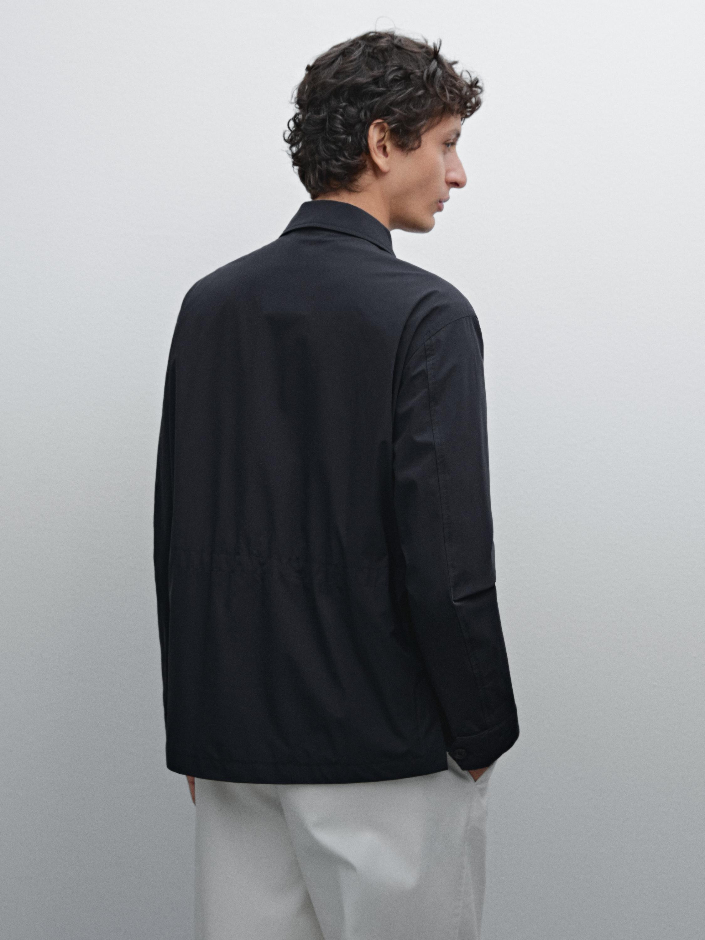 Stretch jacket with pocket details