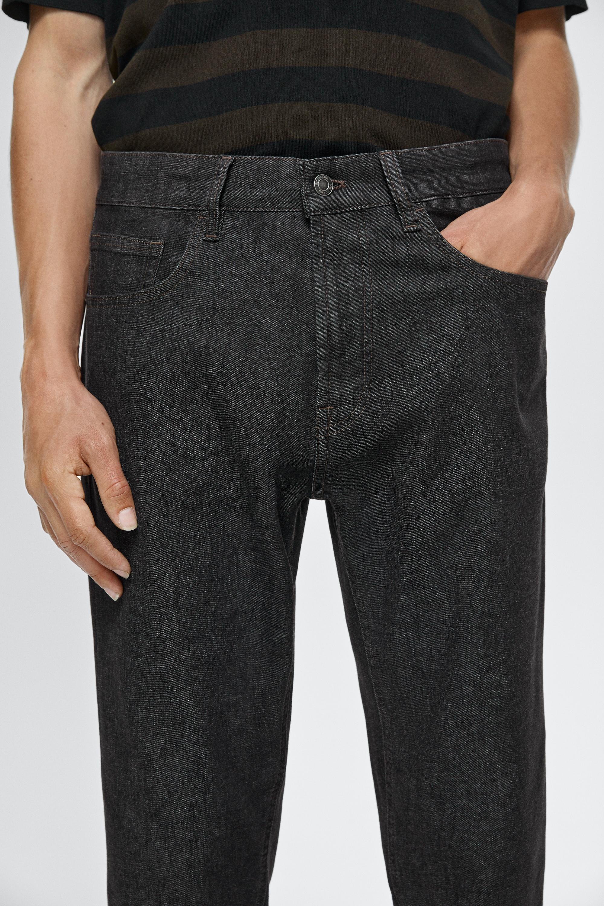 Lightweight tapered fit jeans — BLACK