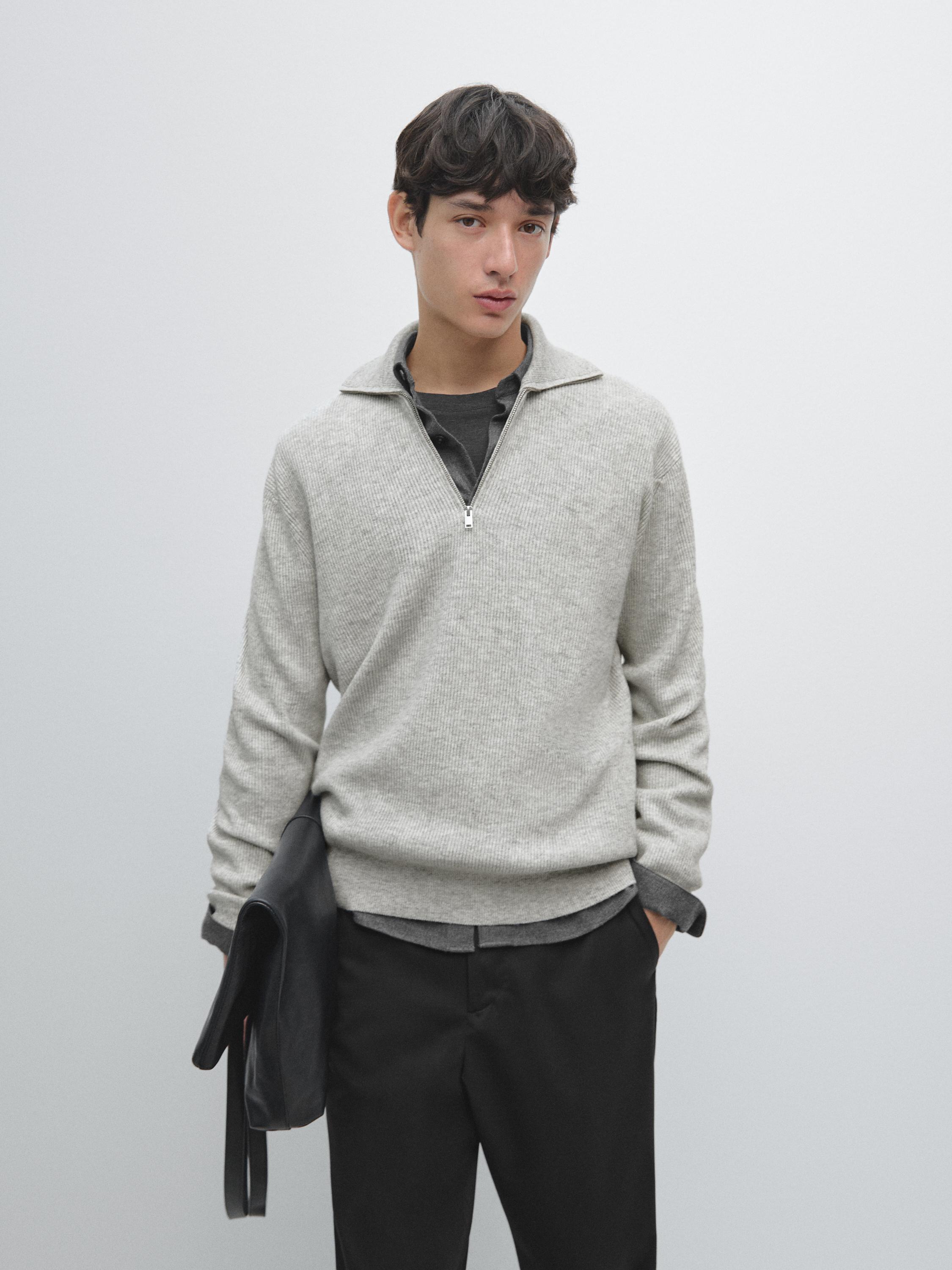 Mock neck knit sweater with zip