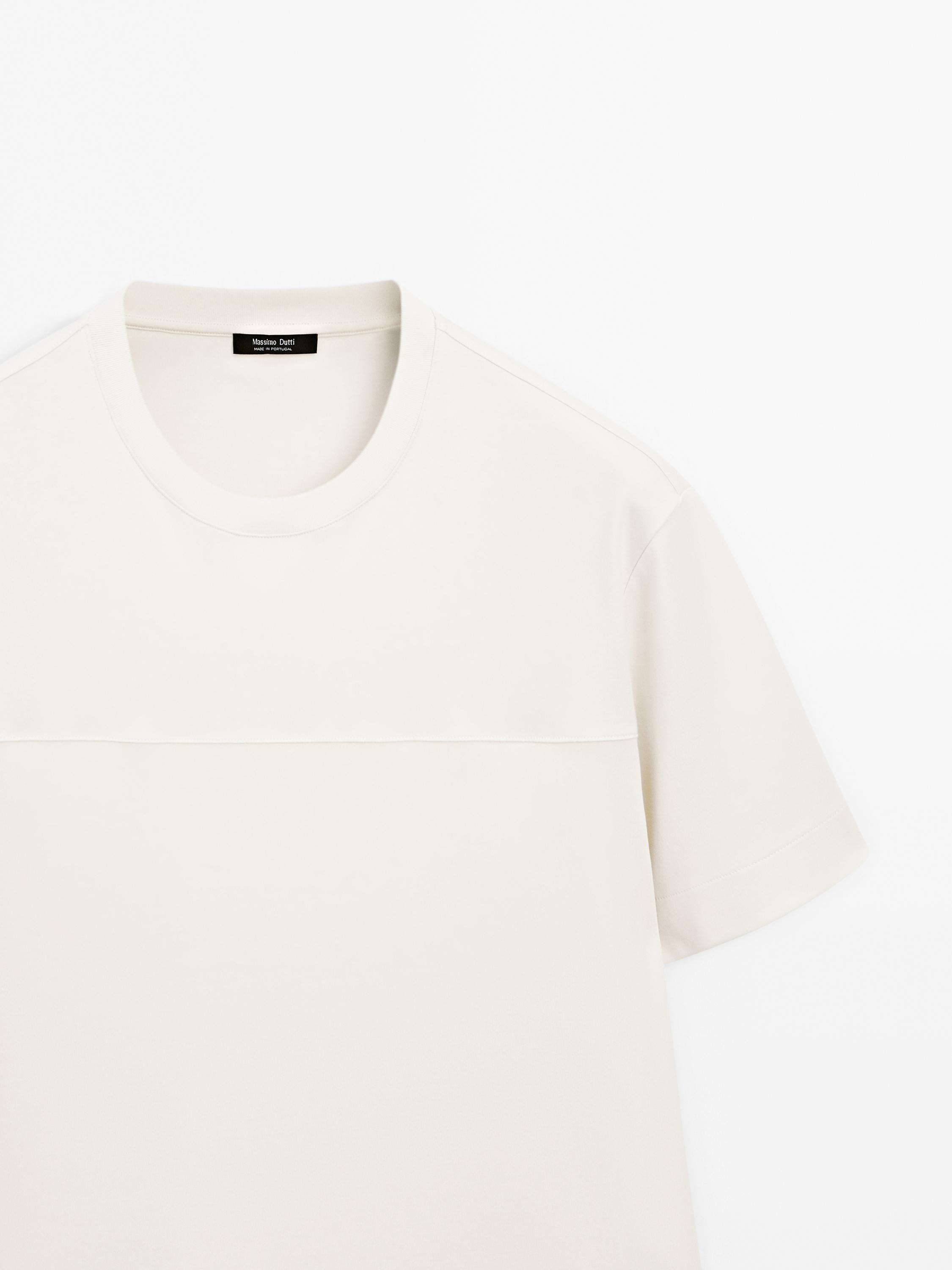 100% cotton T-shirt with seam detail