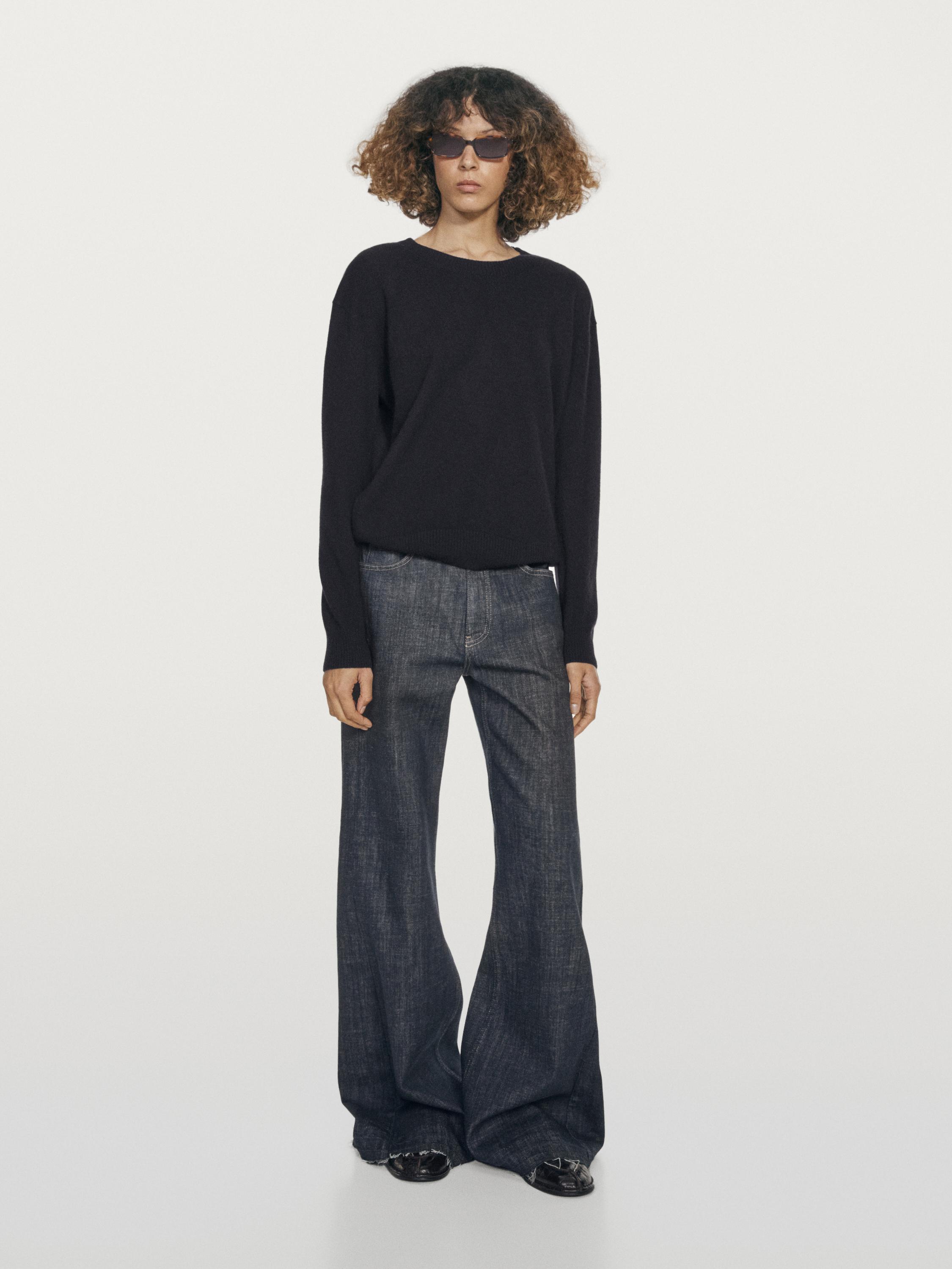 Pullover aus 100 % Kaschmir mit Rundausschnitt