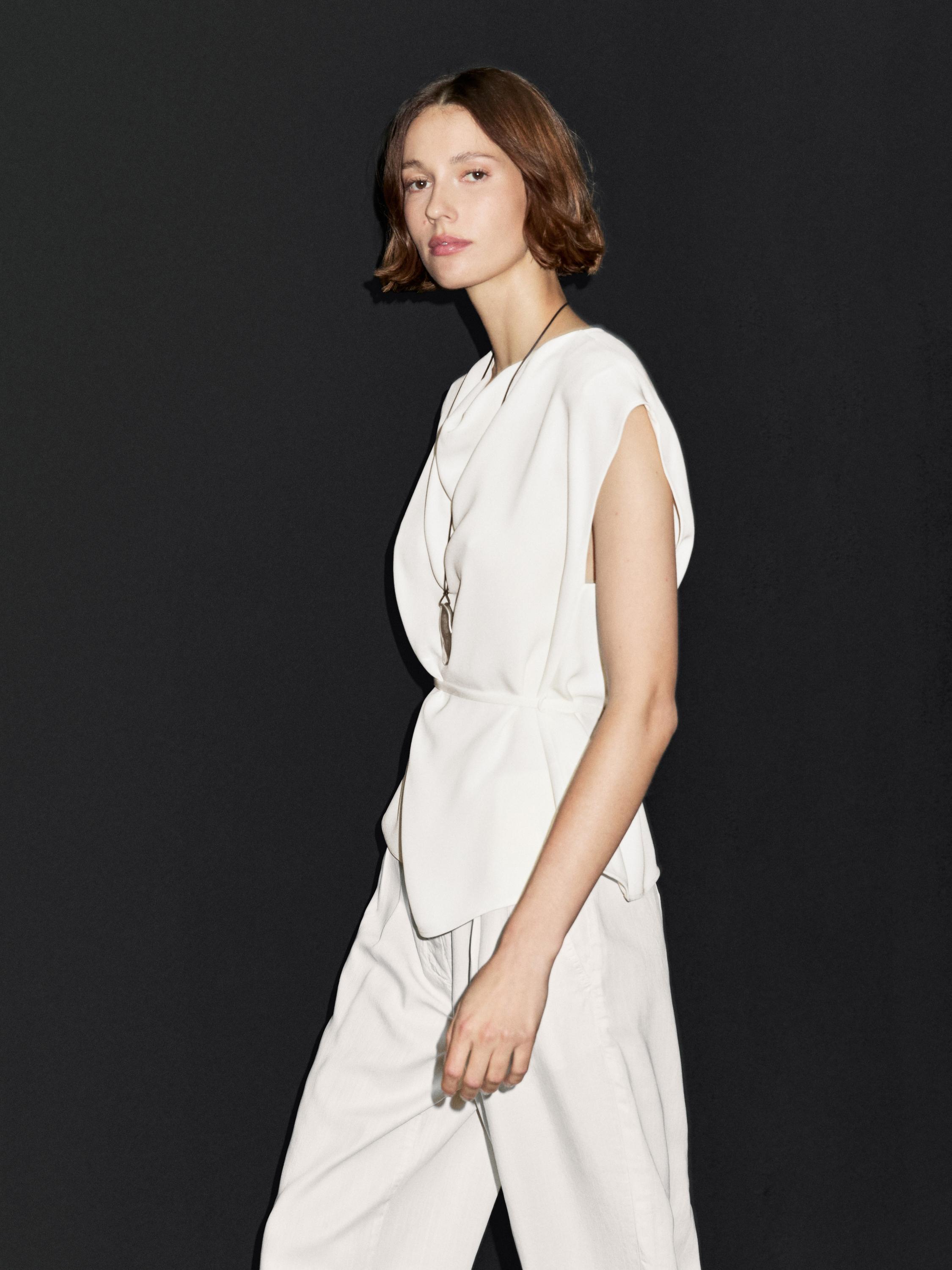 Crepe top with cowl neckline