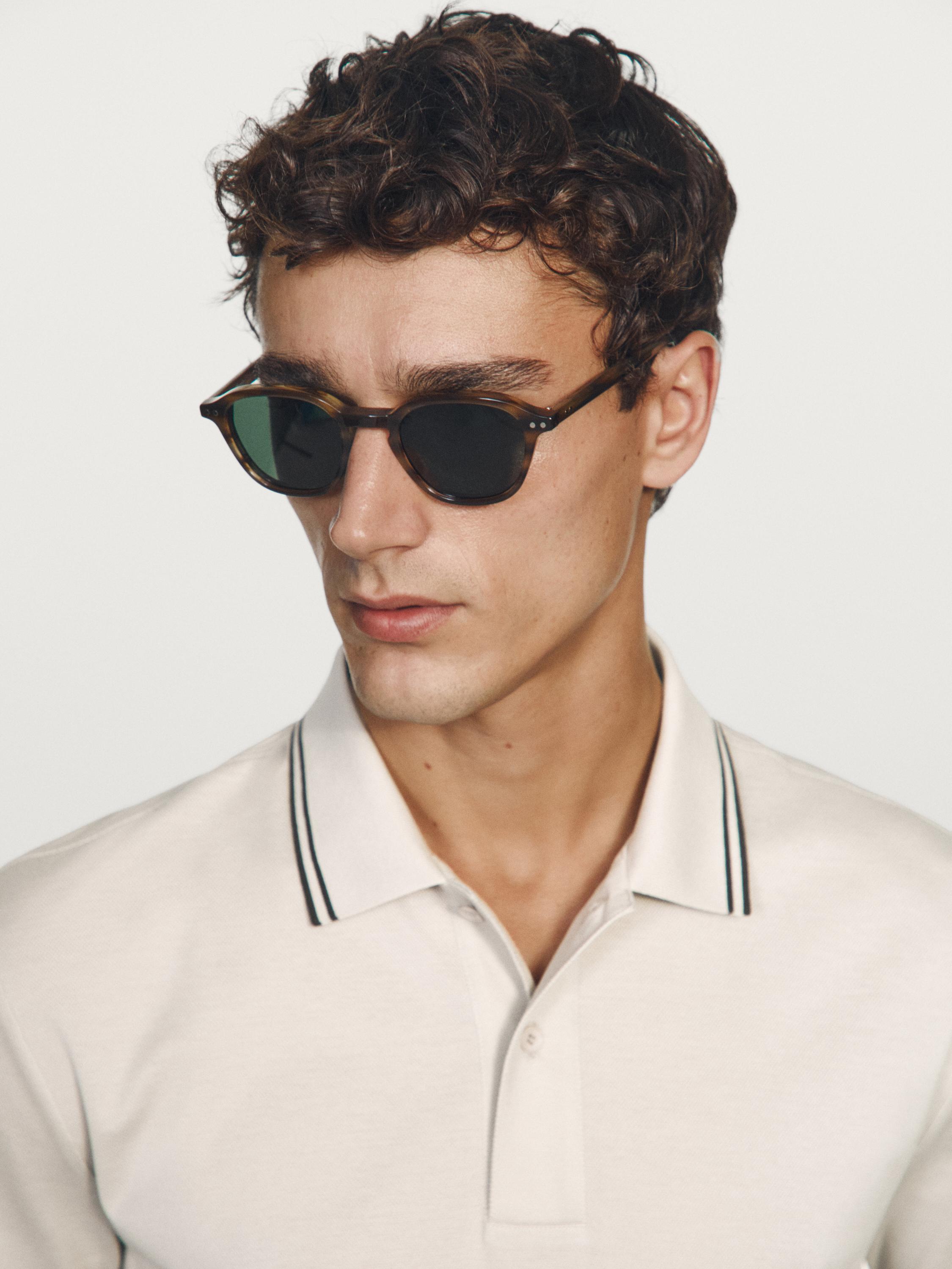 Short sleeve polo shirt with contrast detail — CREAM