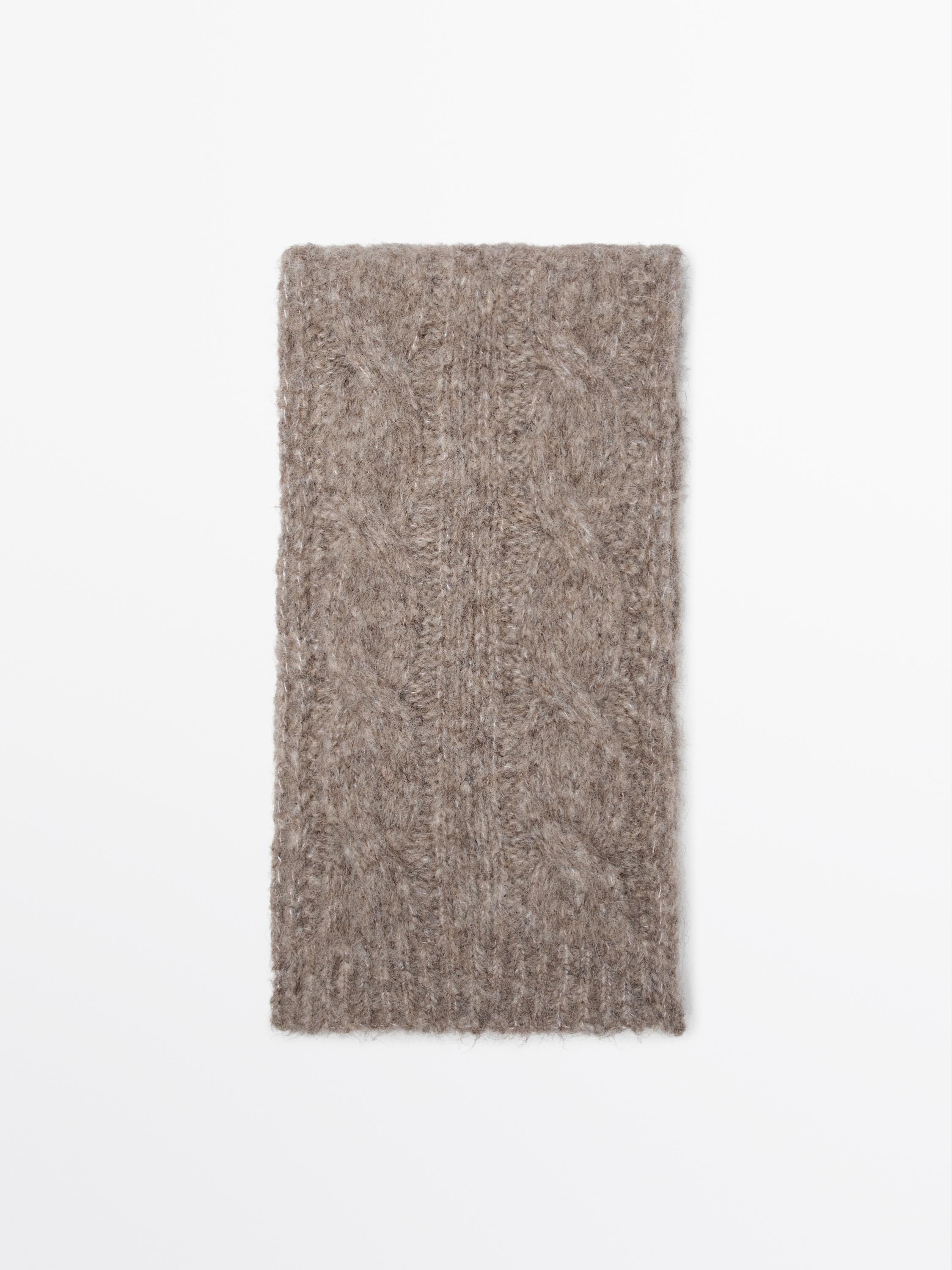 Cable-knit alpaca blend scarf