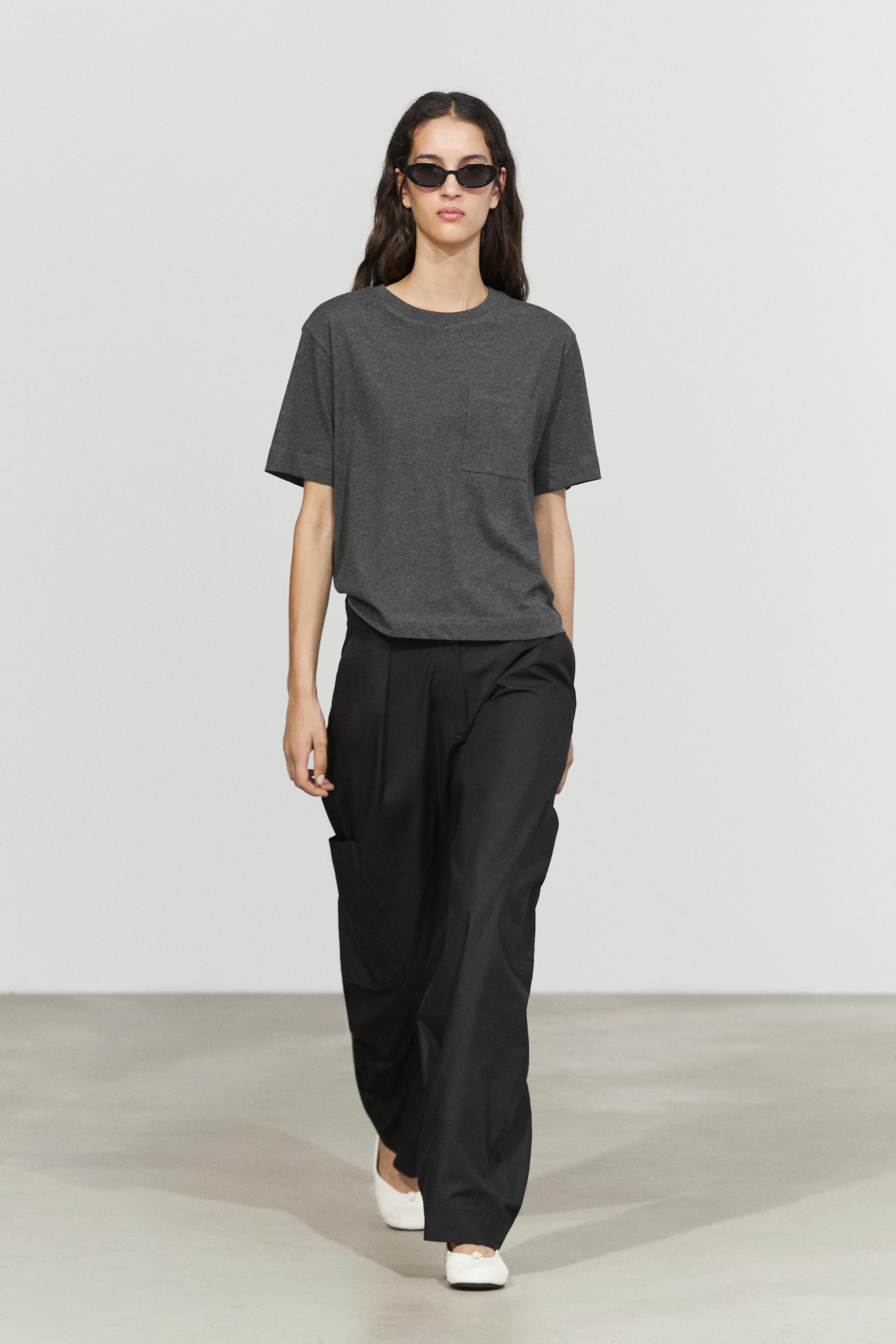 Barrel fit cargo pants — BLACK
