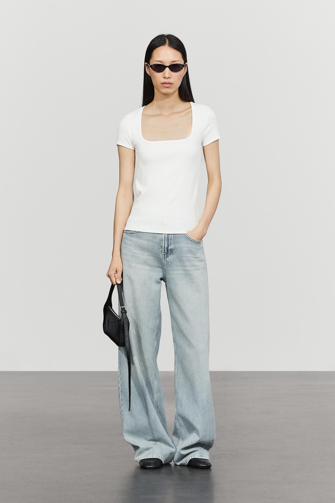 Square-neck short sleeve T-shirt — WHITE