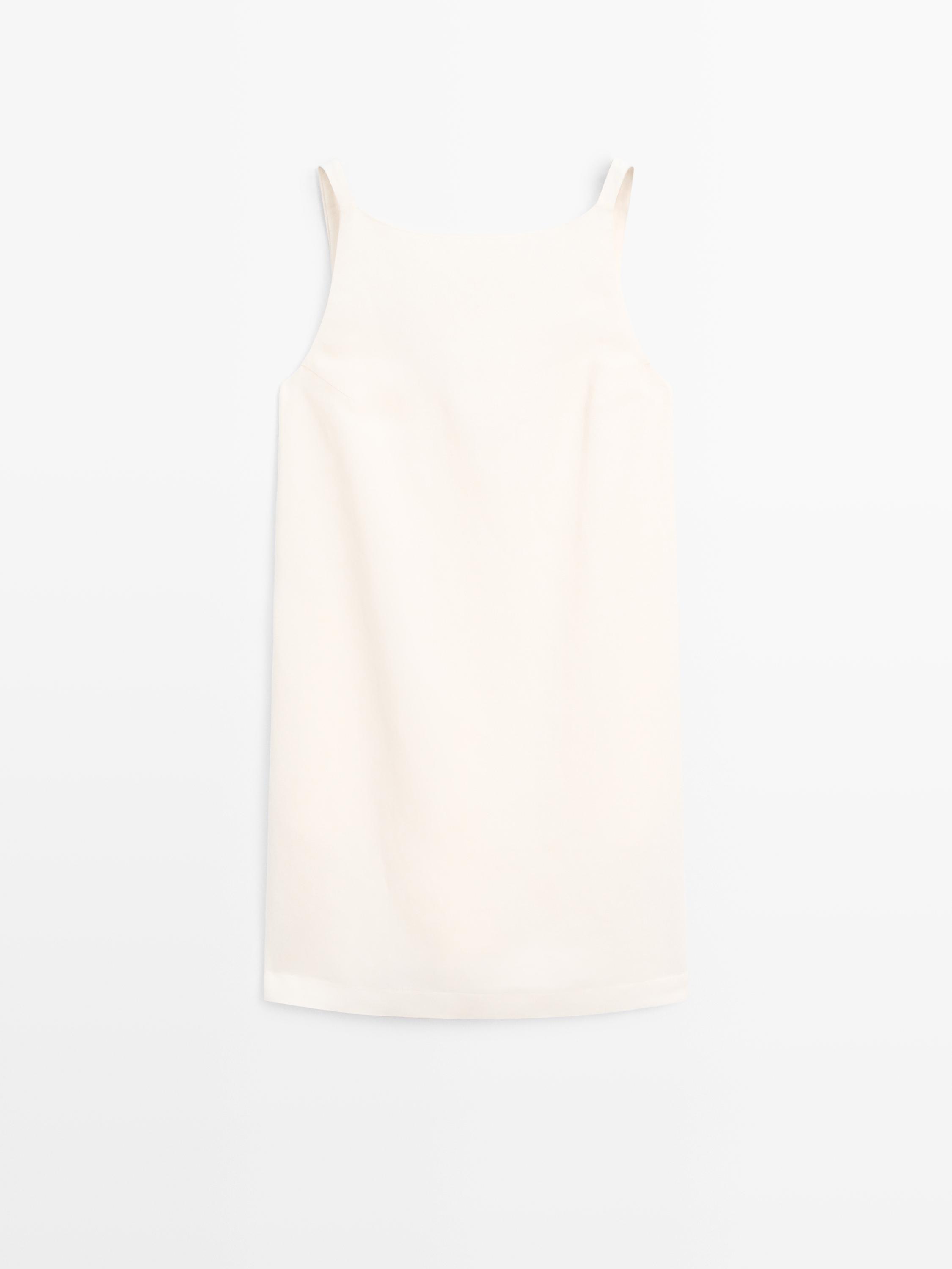 Vestido corto cuello halter