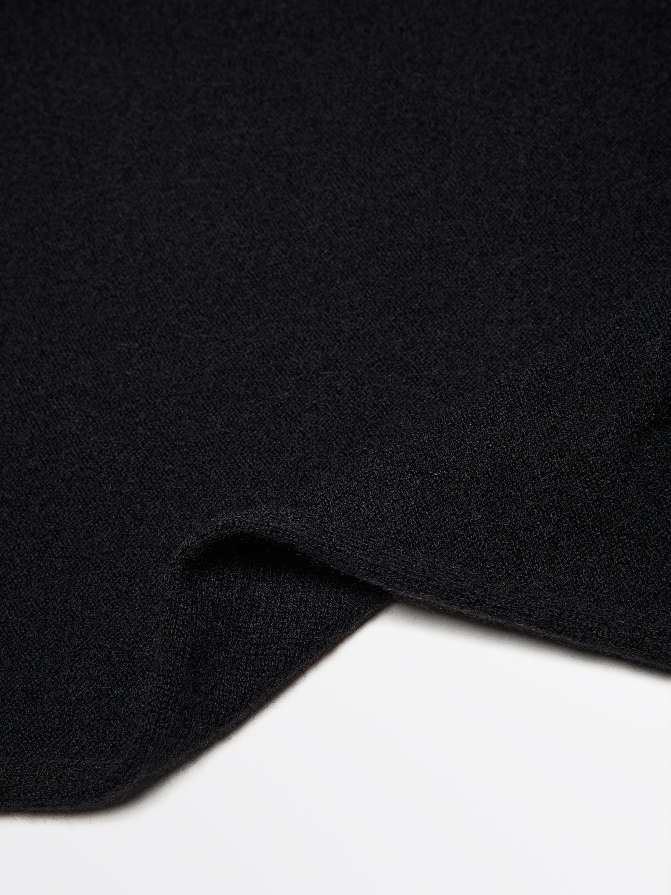 100% cashmere scarf