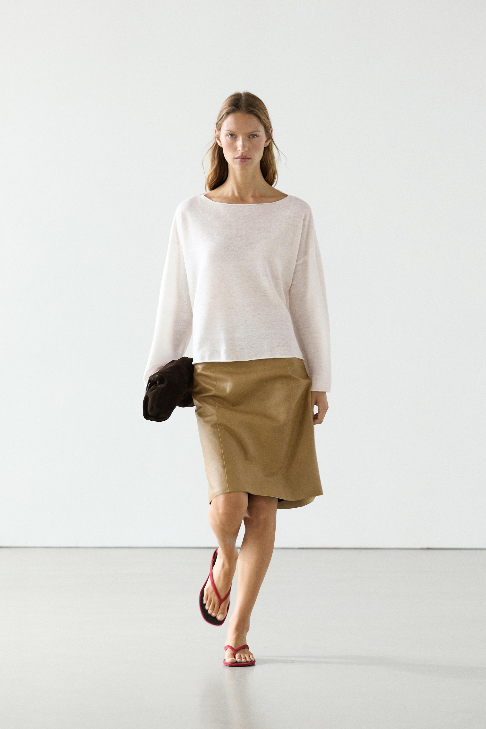 Dzianinowy sweter ze 100% lnu z dekoltem łódką