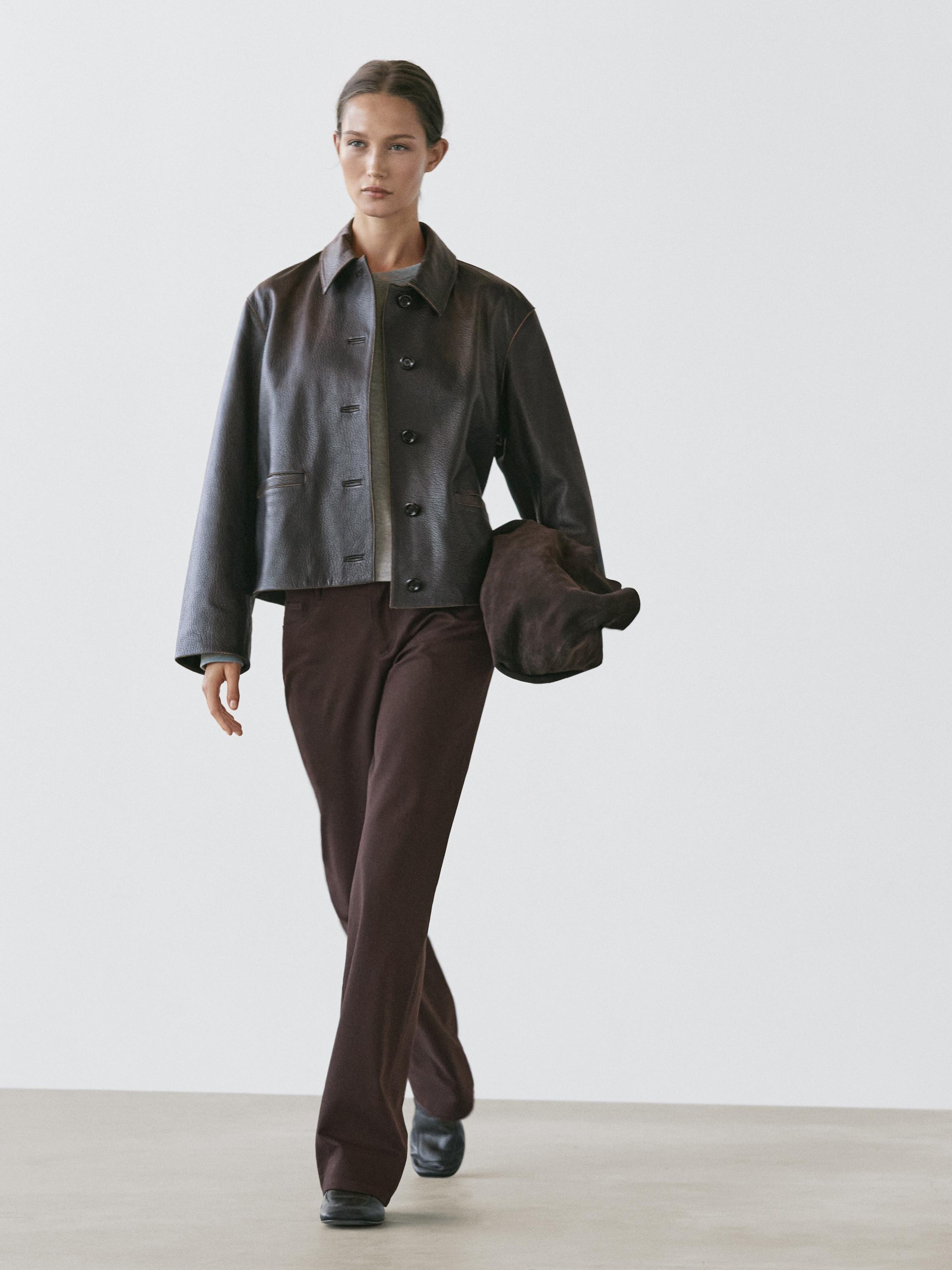 Boot-cut trousers — Chocolate