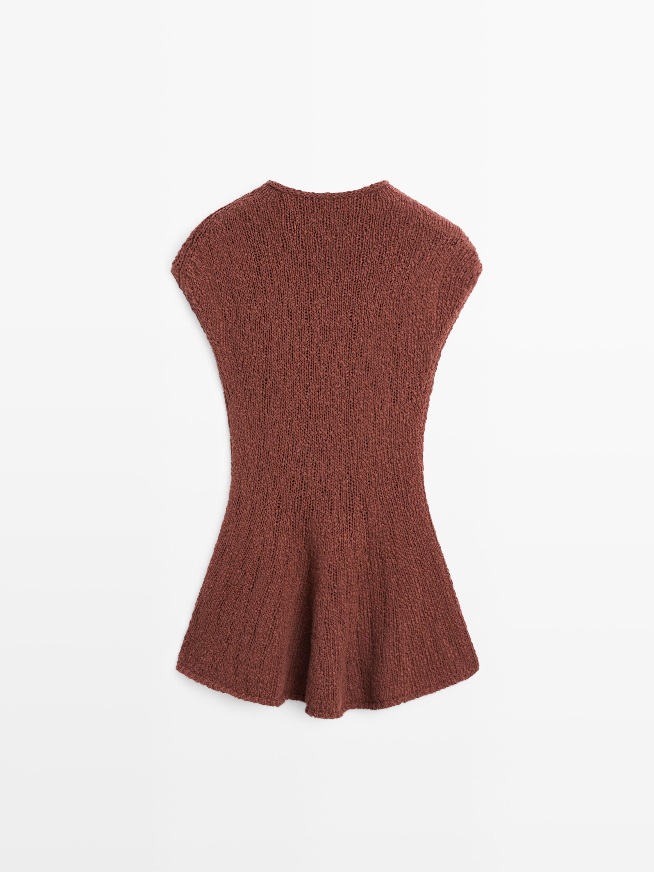 Cotton peplum knit top — RUSSET