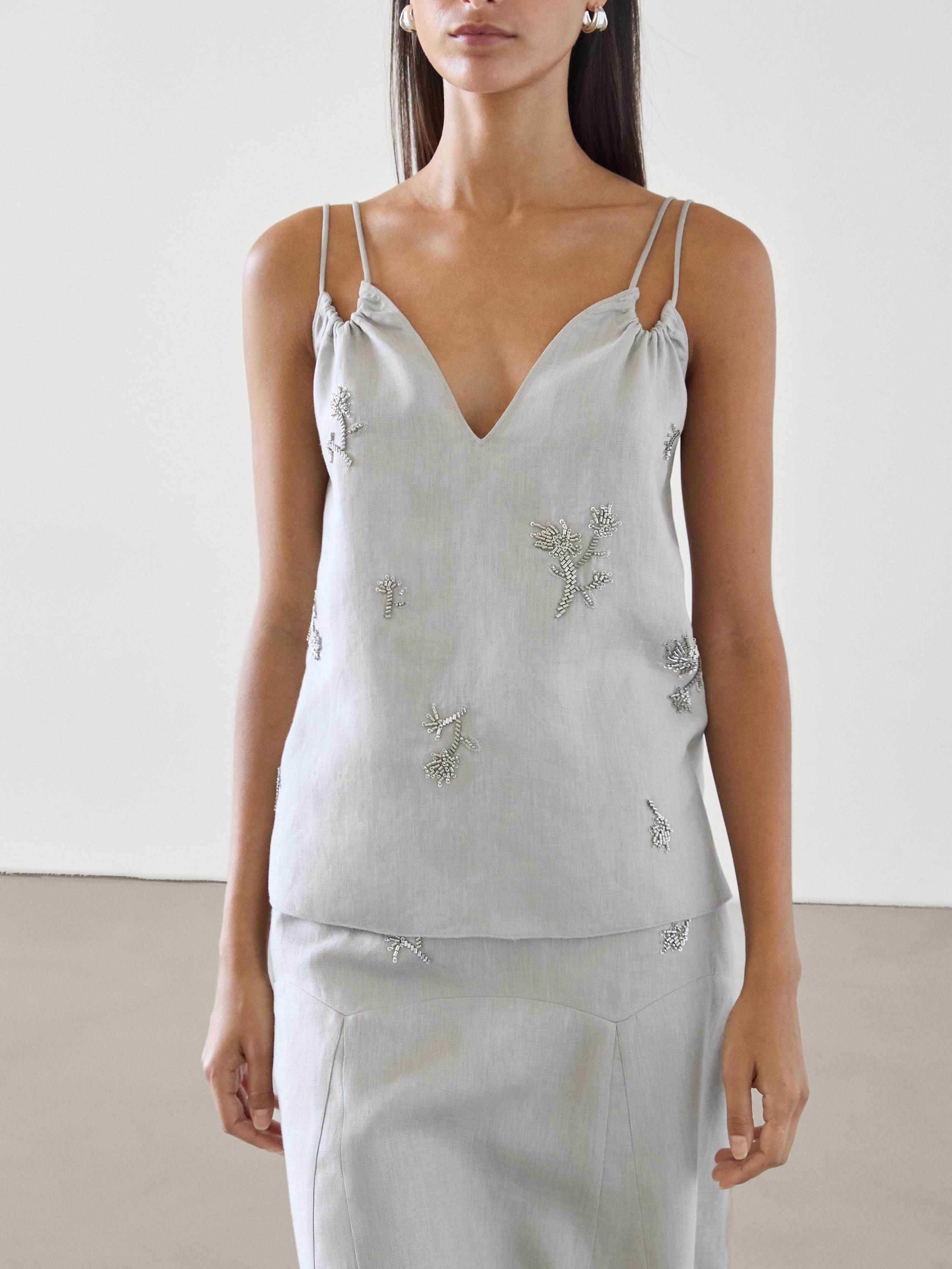 توب مطرز كتان 100% من مجموعة من قطعتين