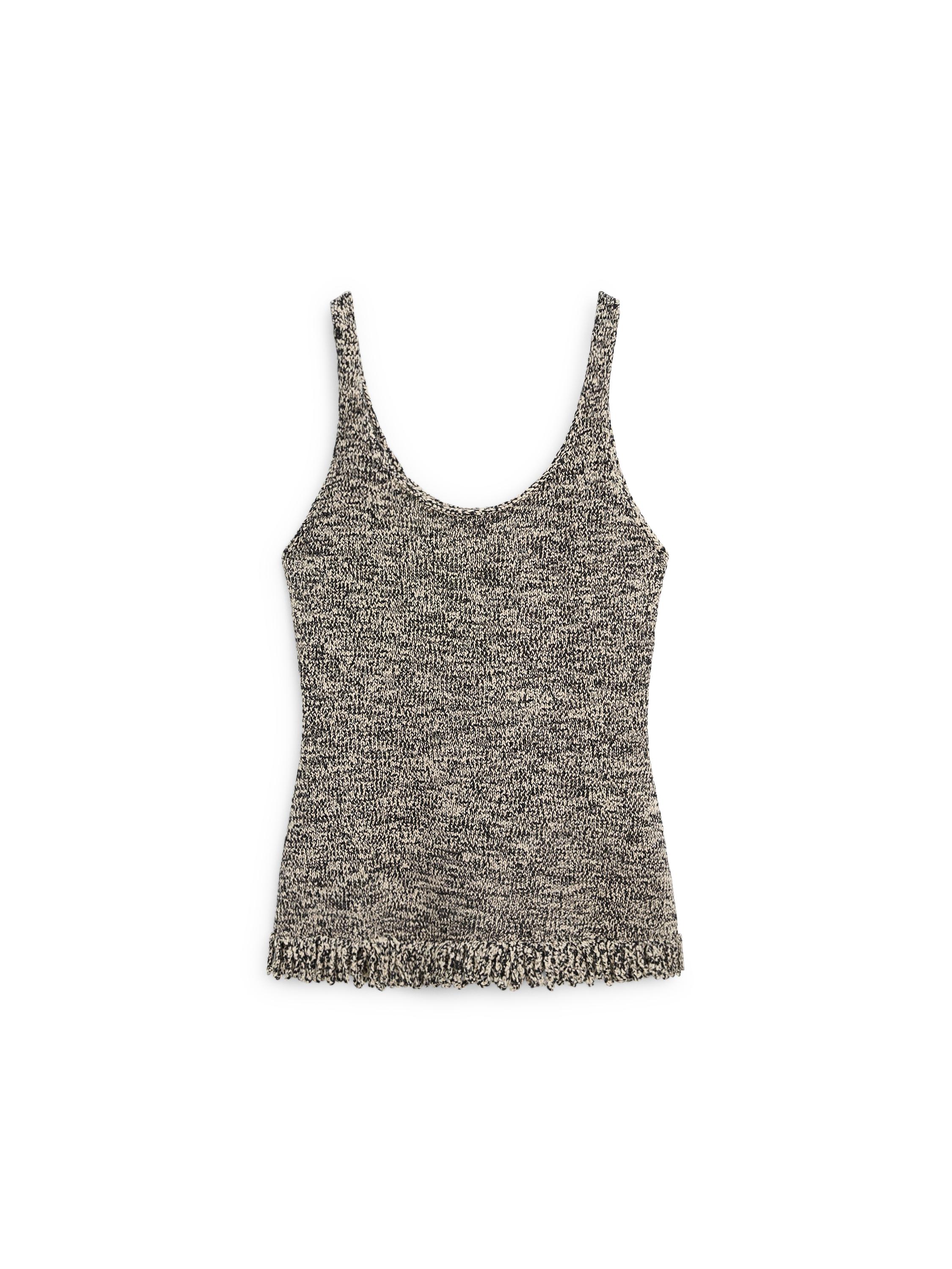 Total look knit top with fringing — BLACK