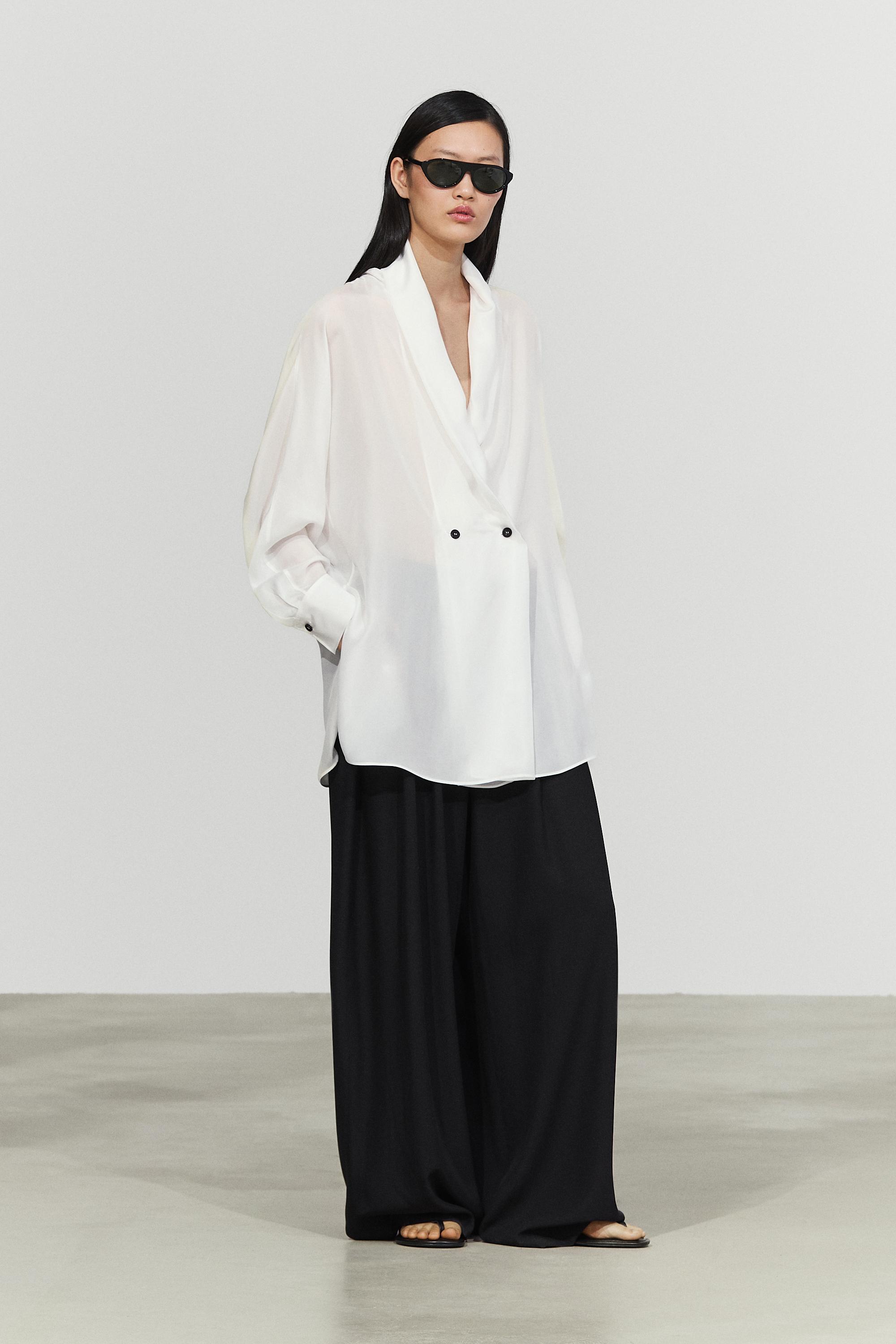 Flowing 100% silk tuxedo-style kimono