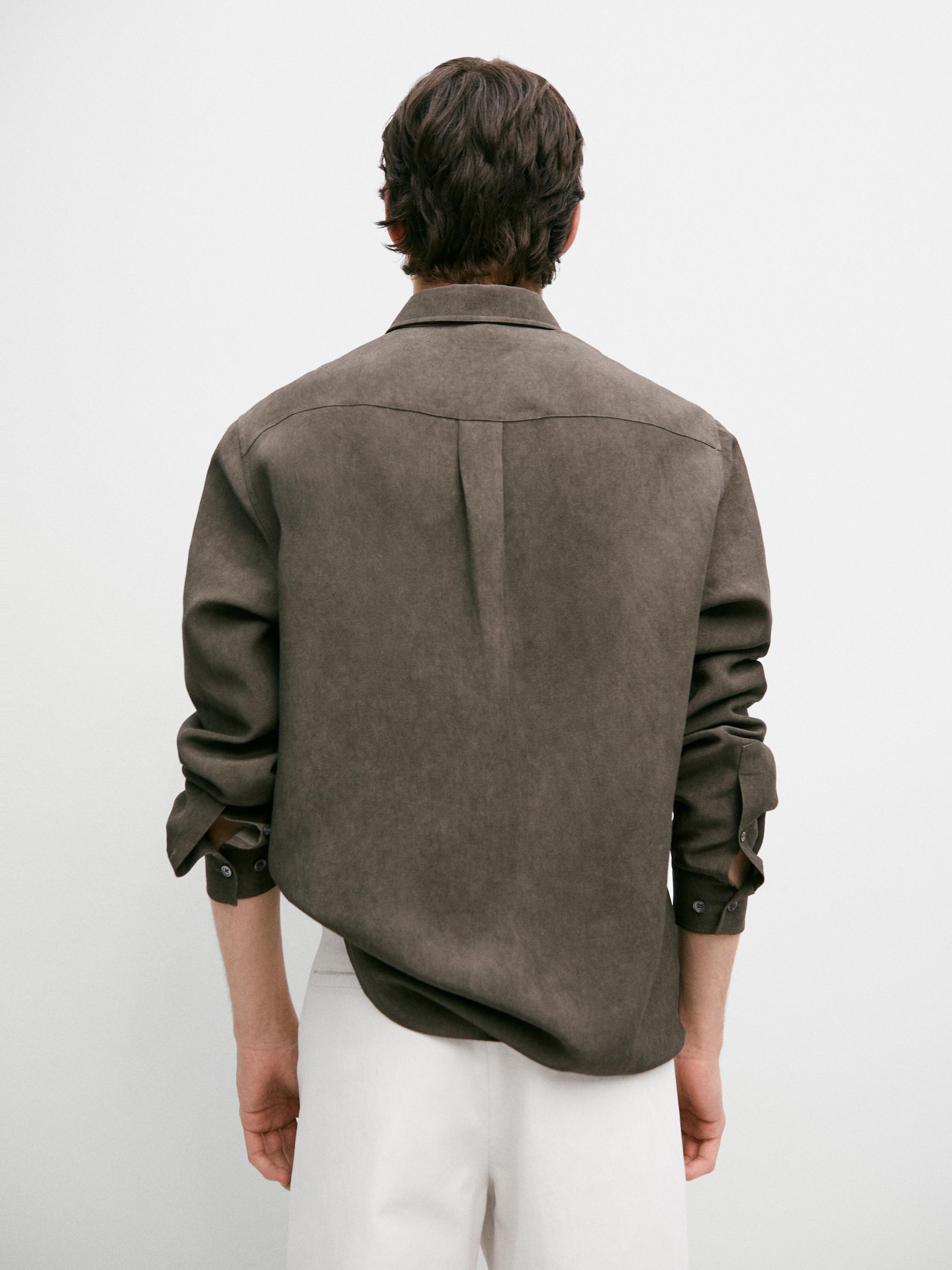 Flowing regular fit shirt with pocket — DARK KHAKI