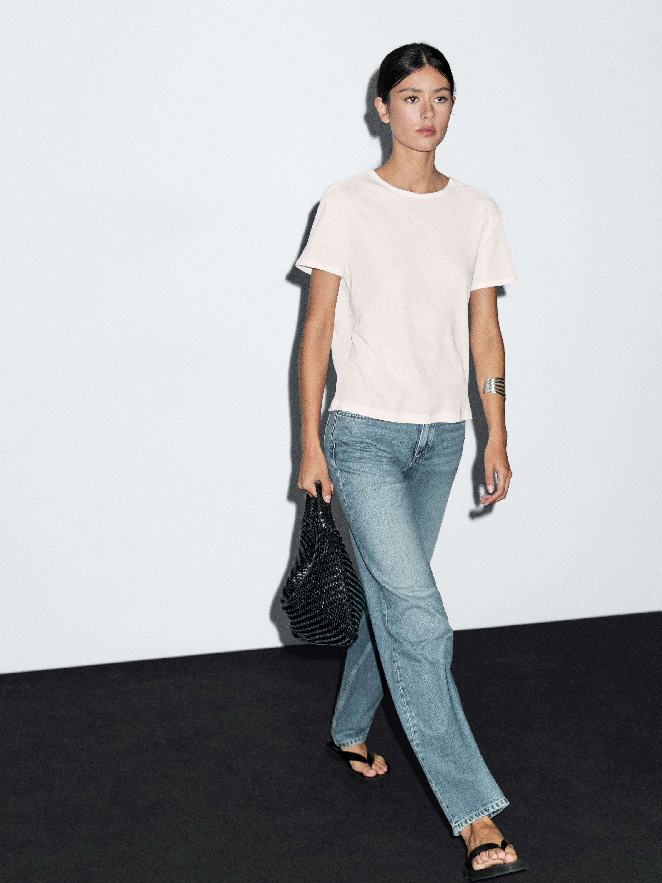 تيشرت قطن 100% بأكمام قصيرة