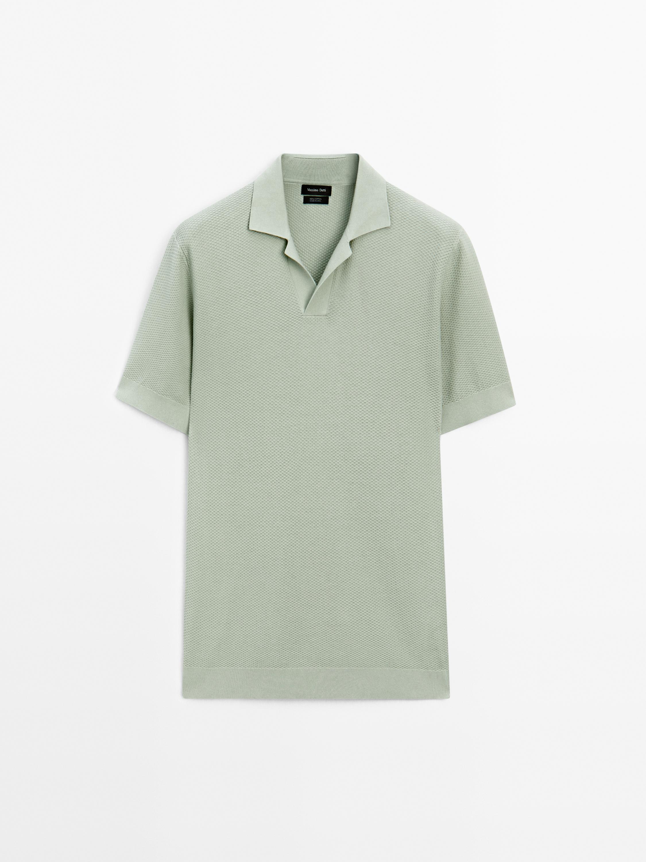 Textured knit short sleeve polo shirt