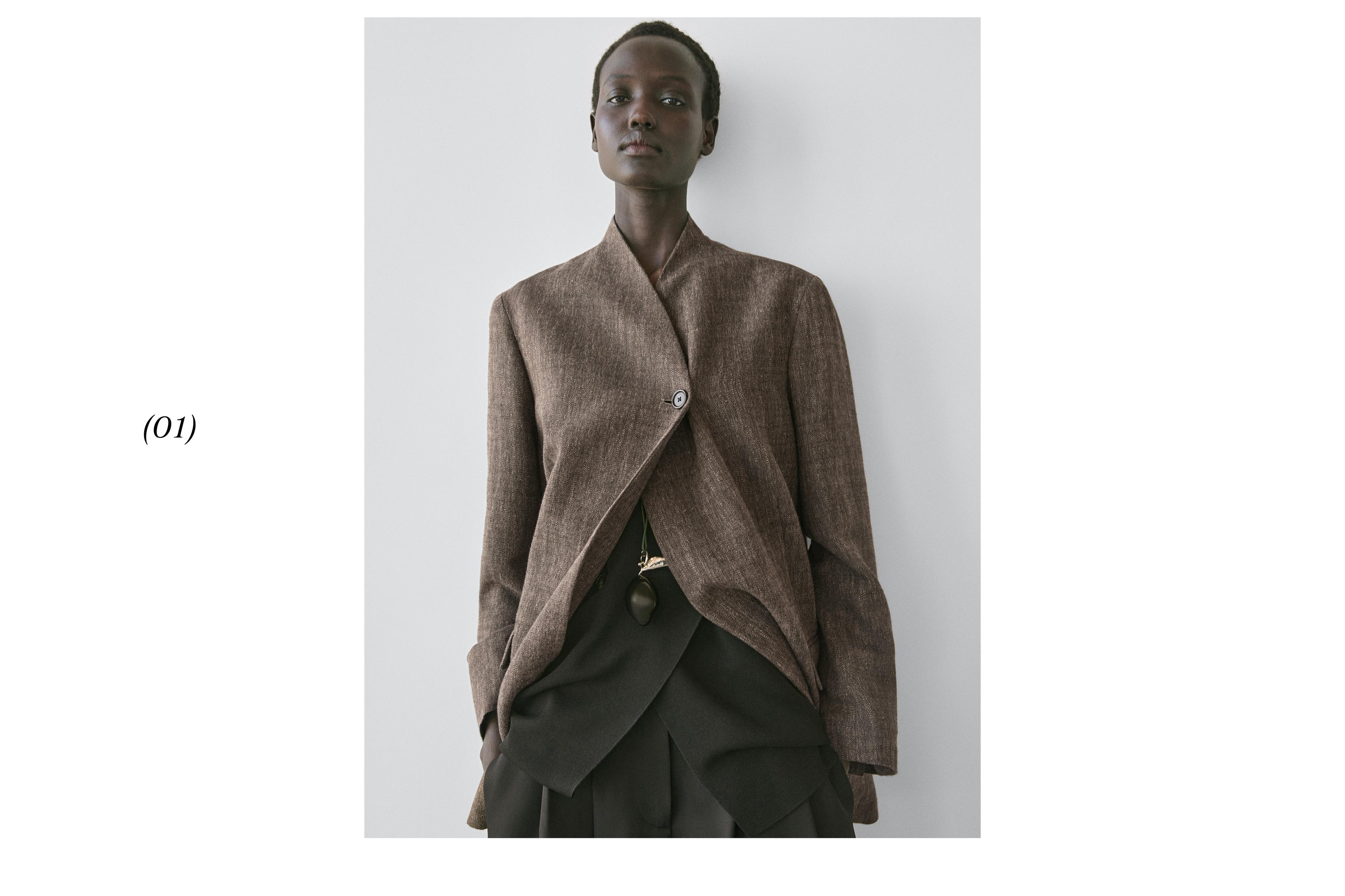 Flecked wool blend coat with high collar — BROWN