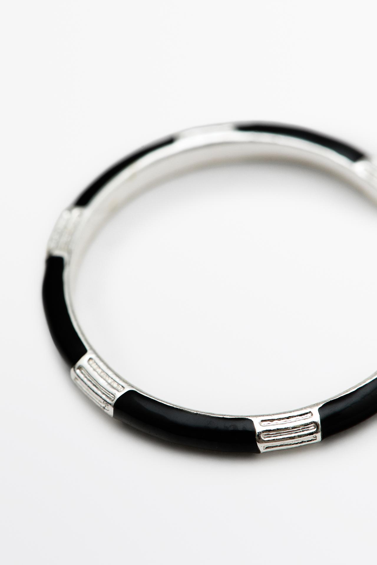 Pinstriped and enamel ring pack — SILVER