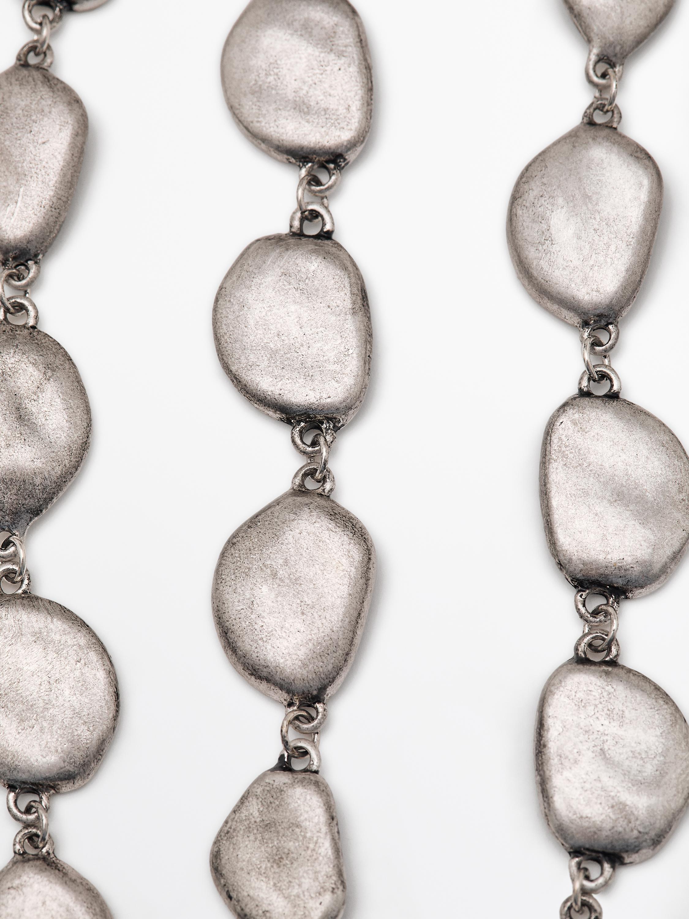 Collar efecto cascada