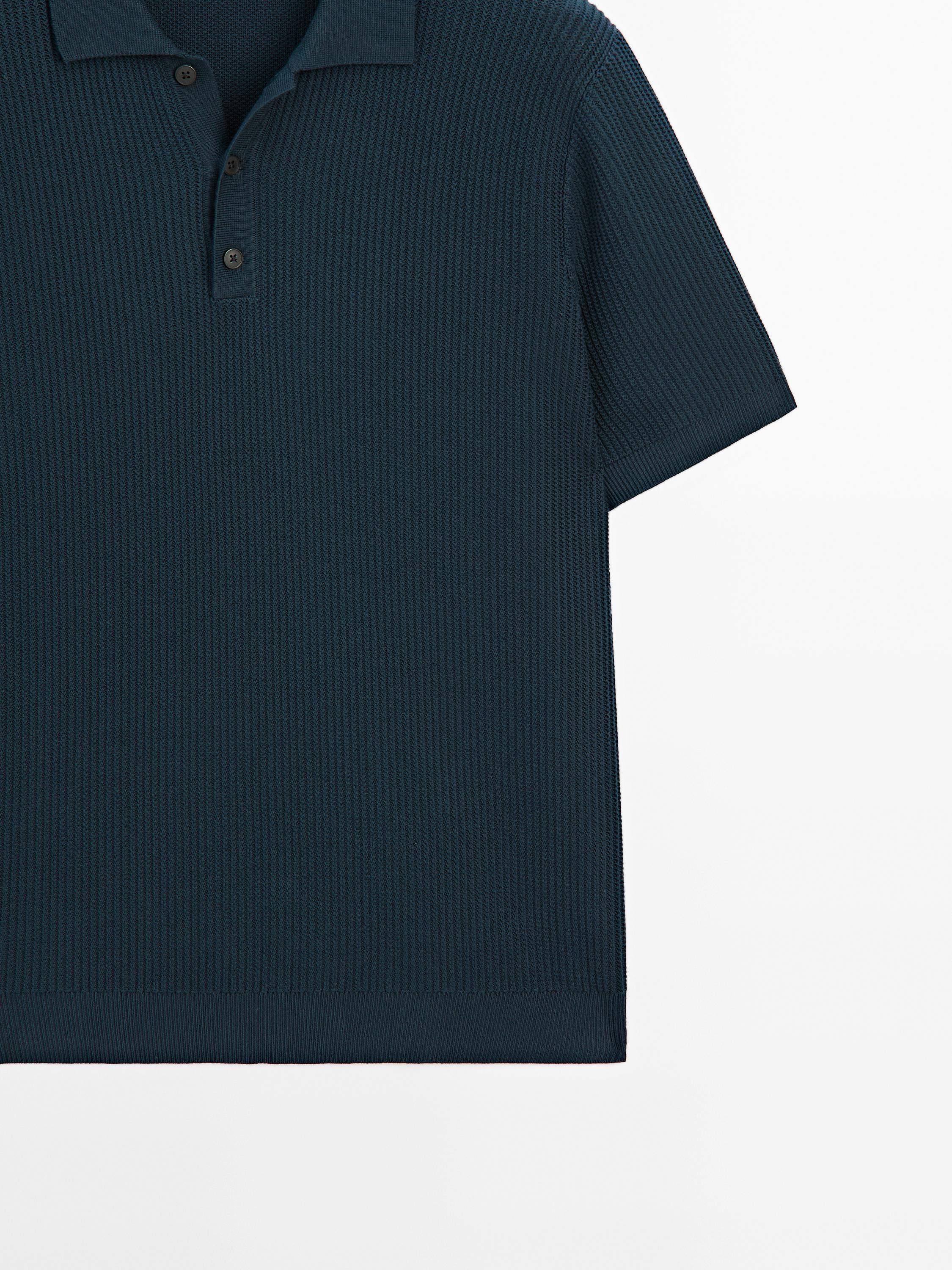 100% cotton textured knit polo shirt
