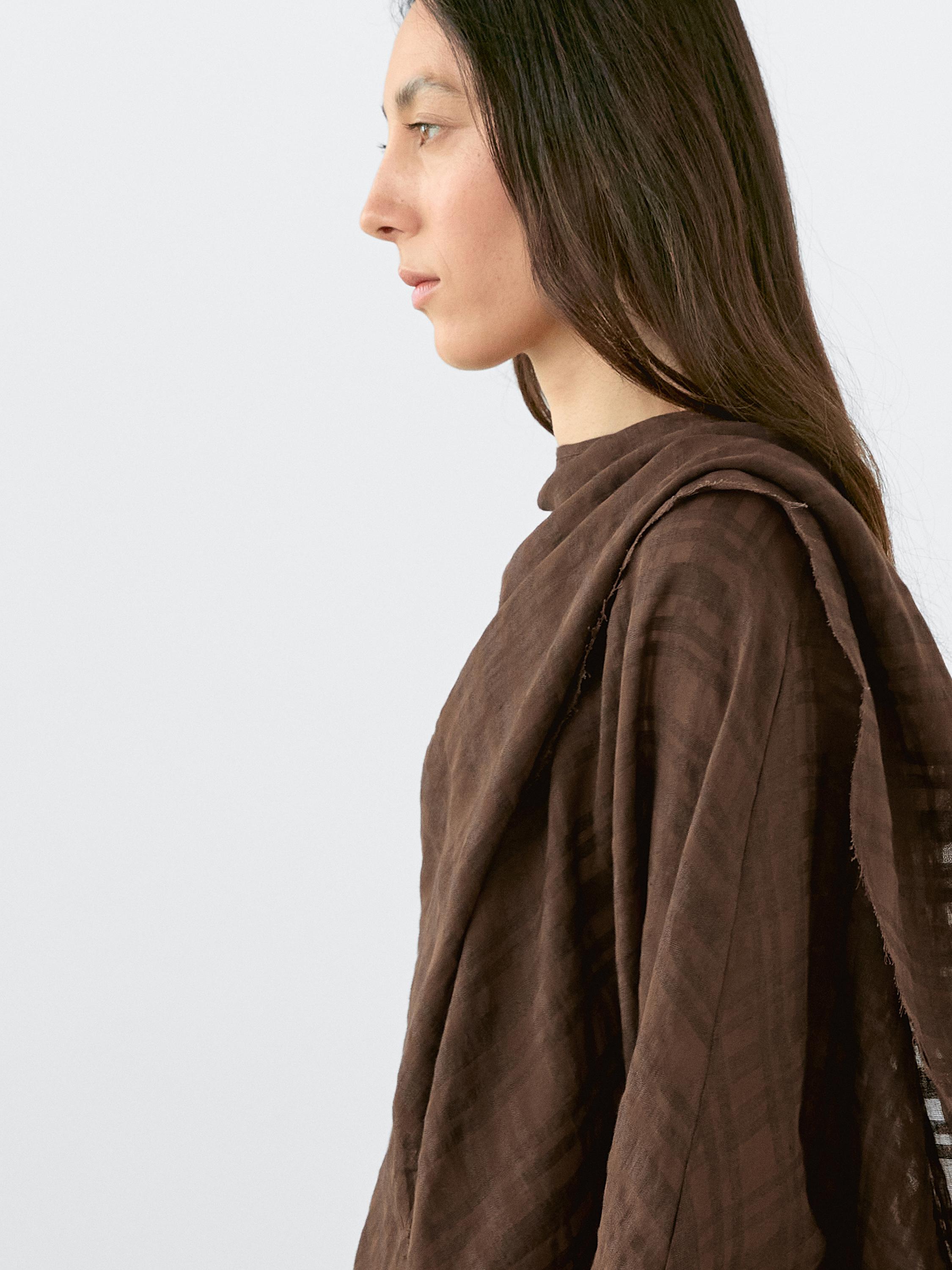 Check linen blend cape