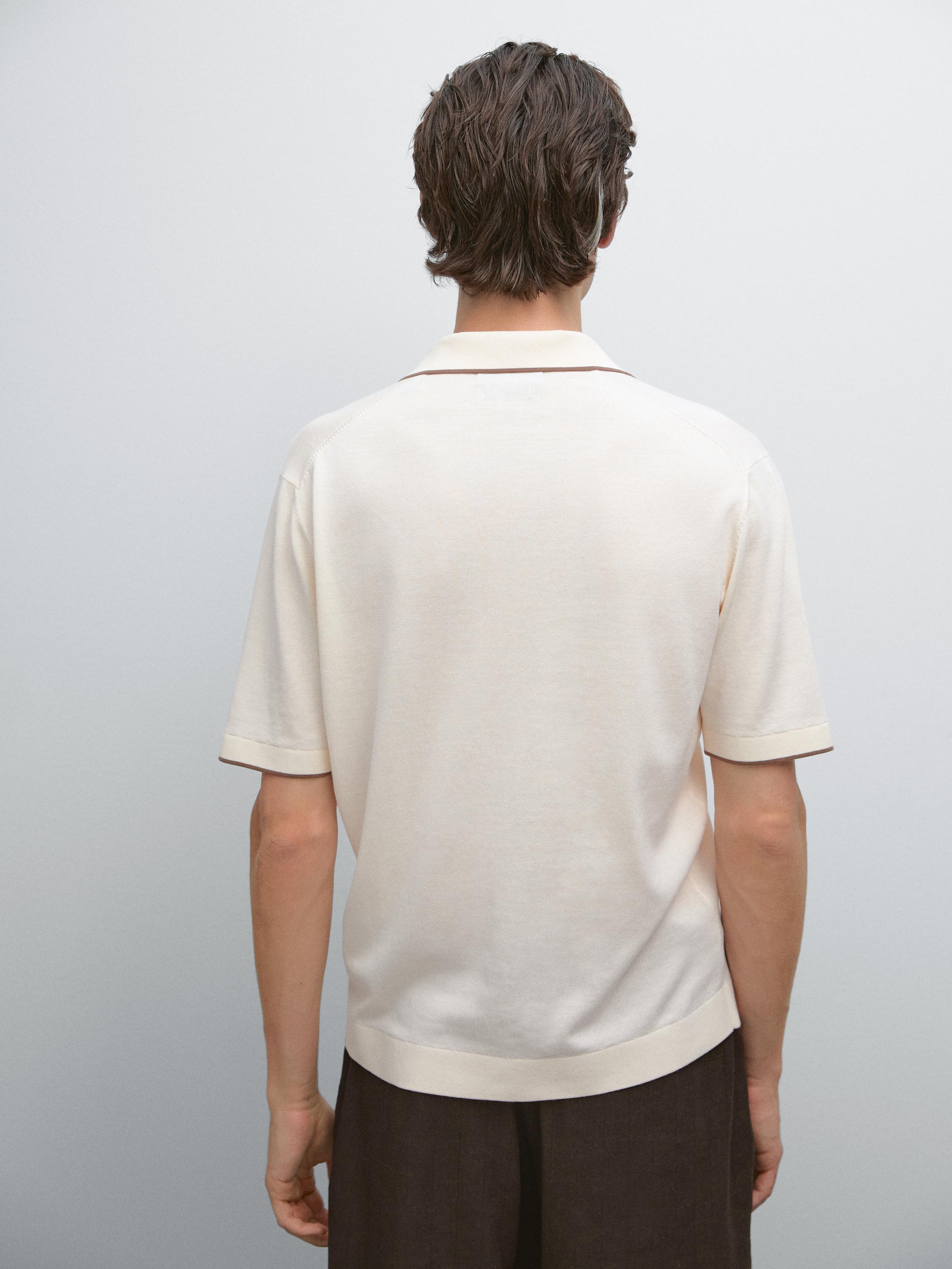Polo en maille détail contrastant