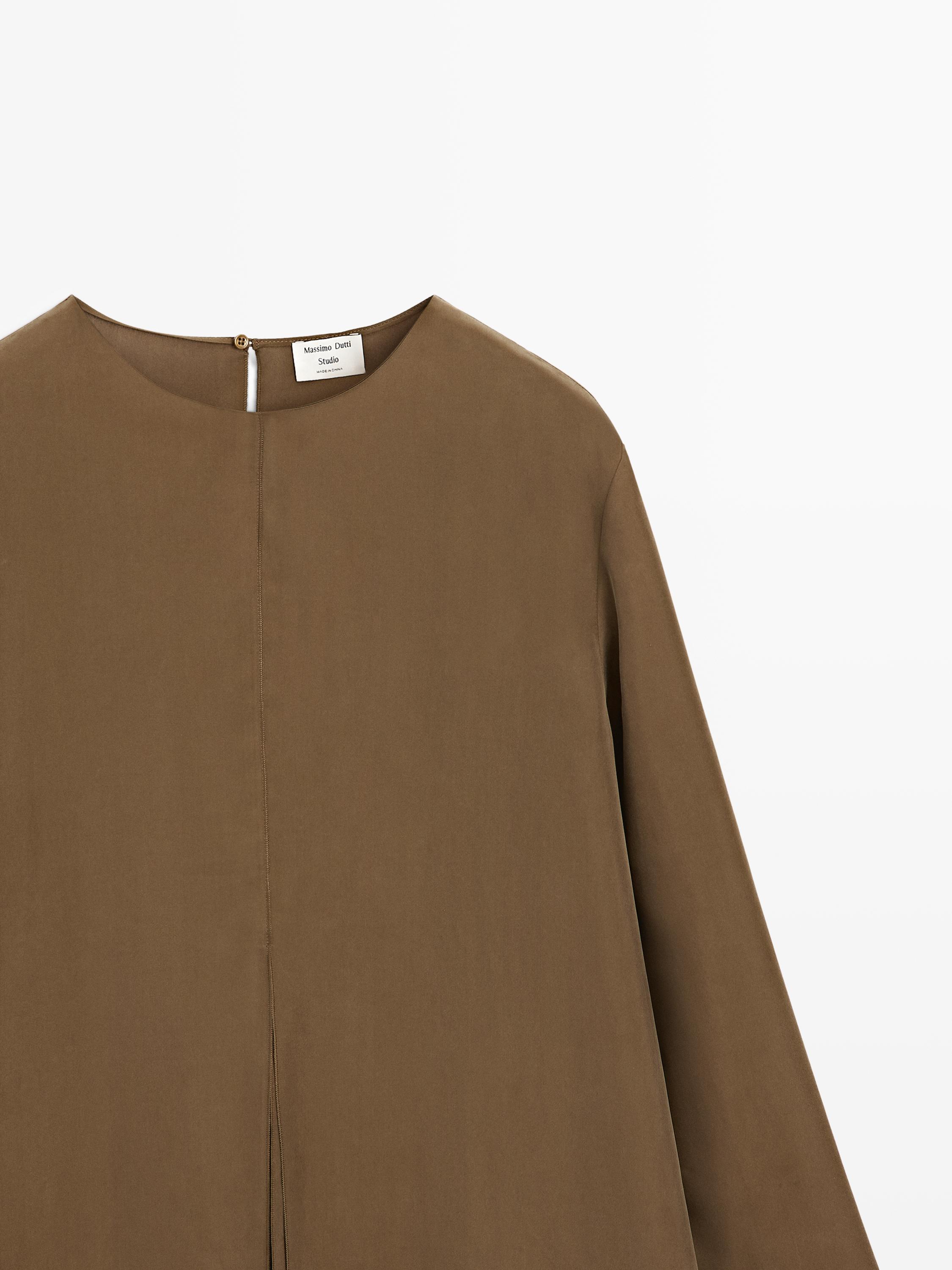 Long 100% silk top with opening detail - STUDIO