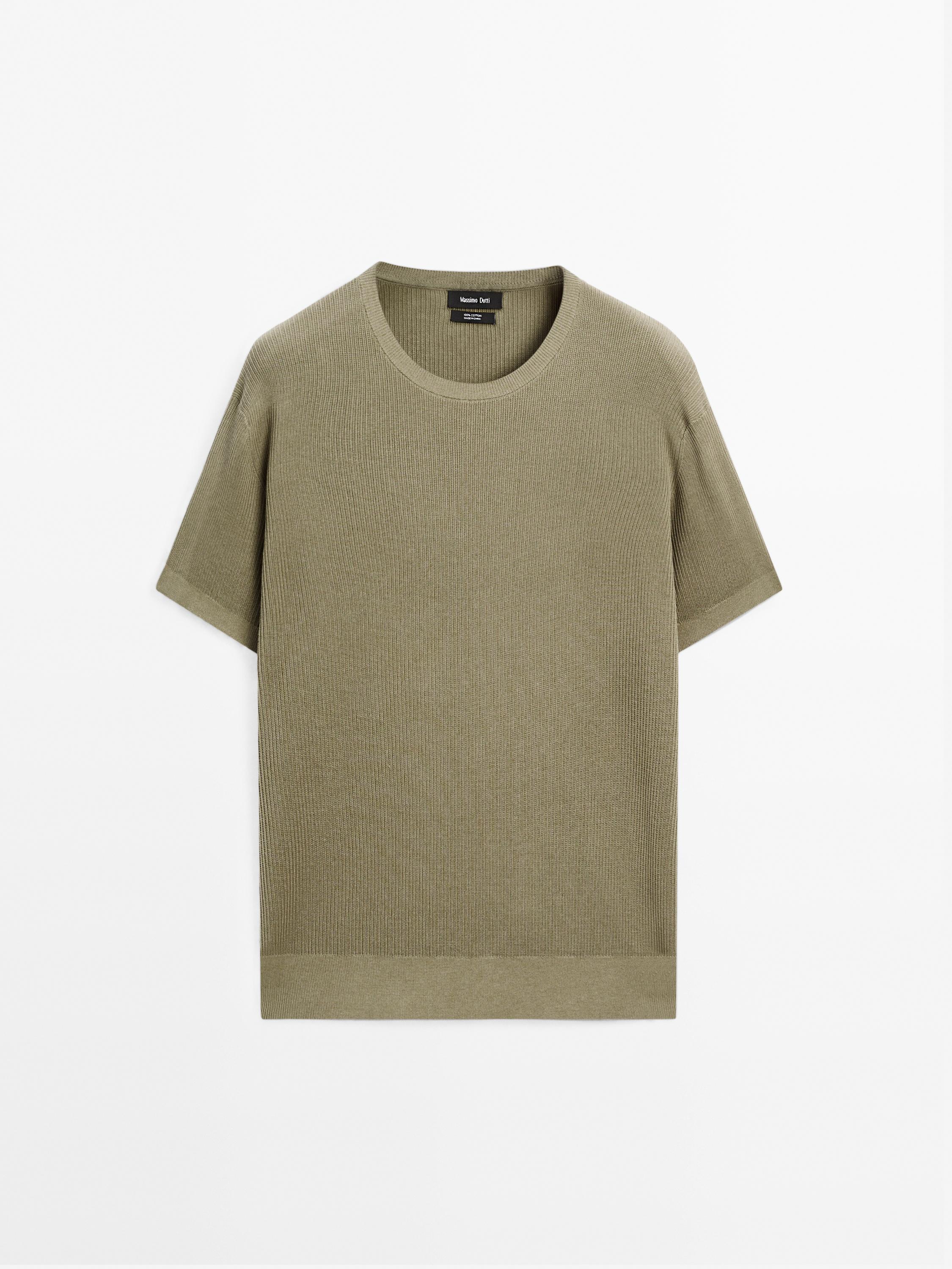 Textured knit short sleeve T-shirt