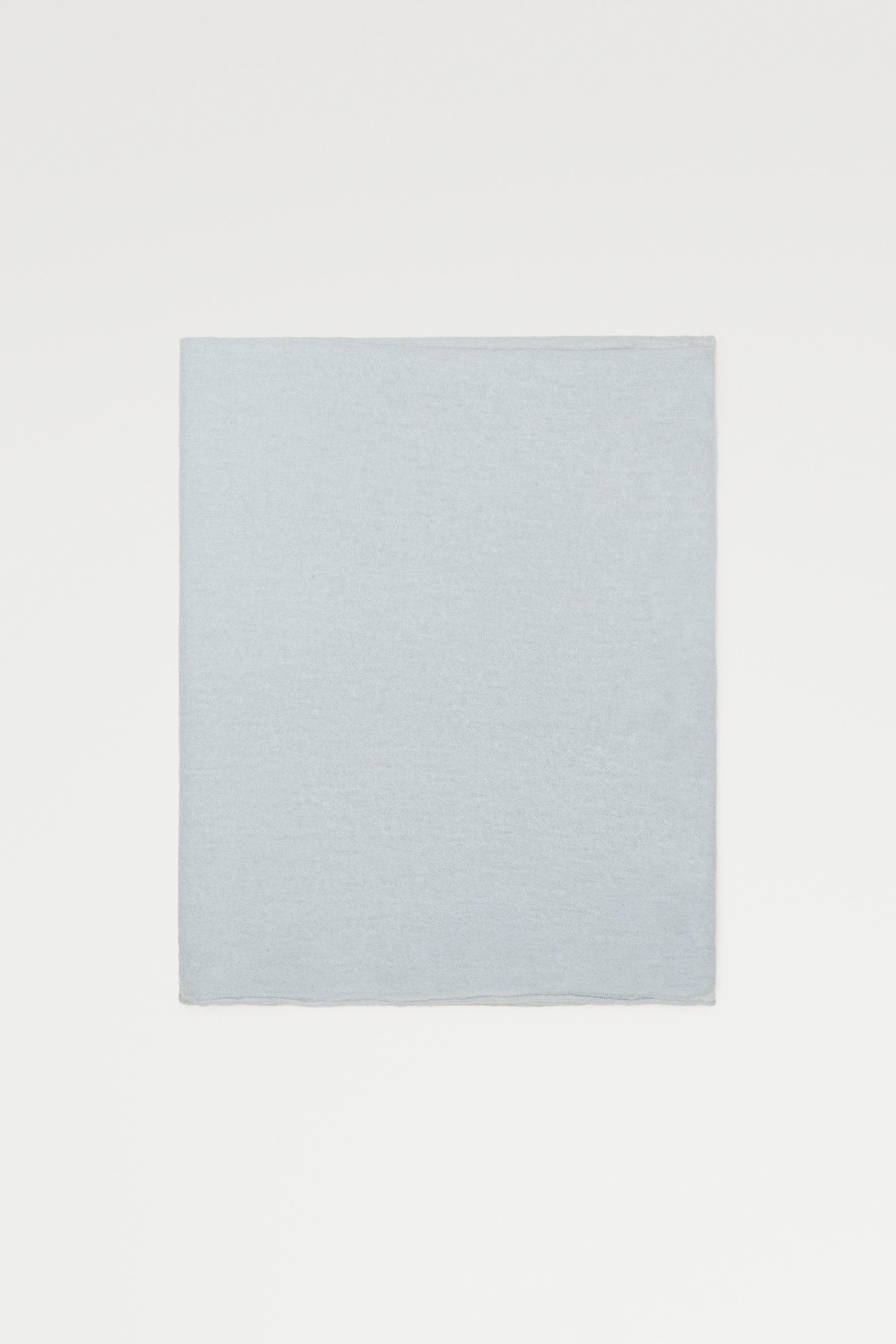 100% Cashmere scarf — SKY BLUE