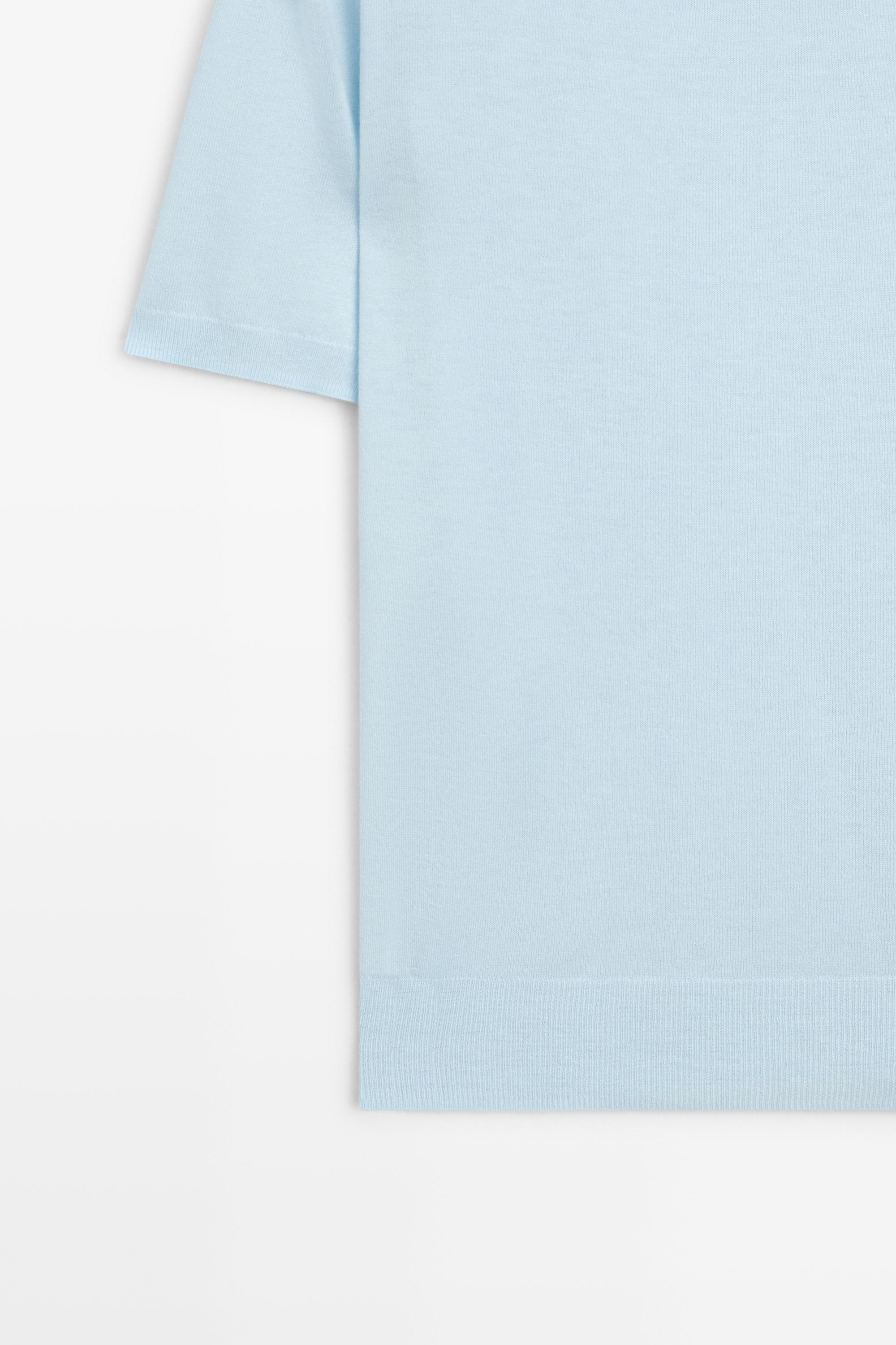 Short-sleeve fine-knit sweater — Light blue