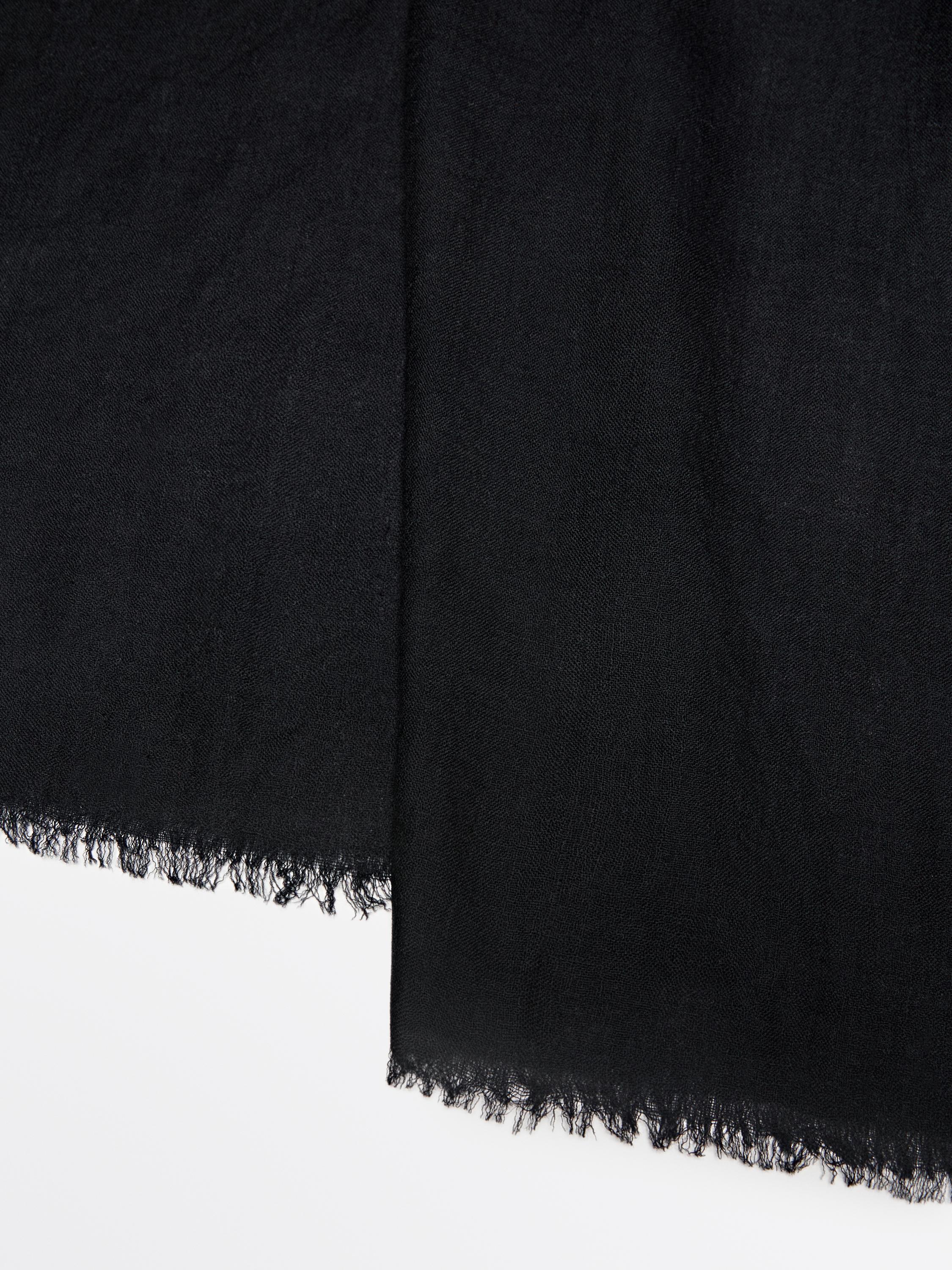 وشاح رفيع خفيف صوف 100%