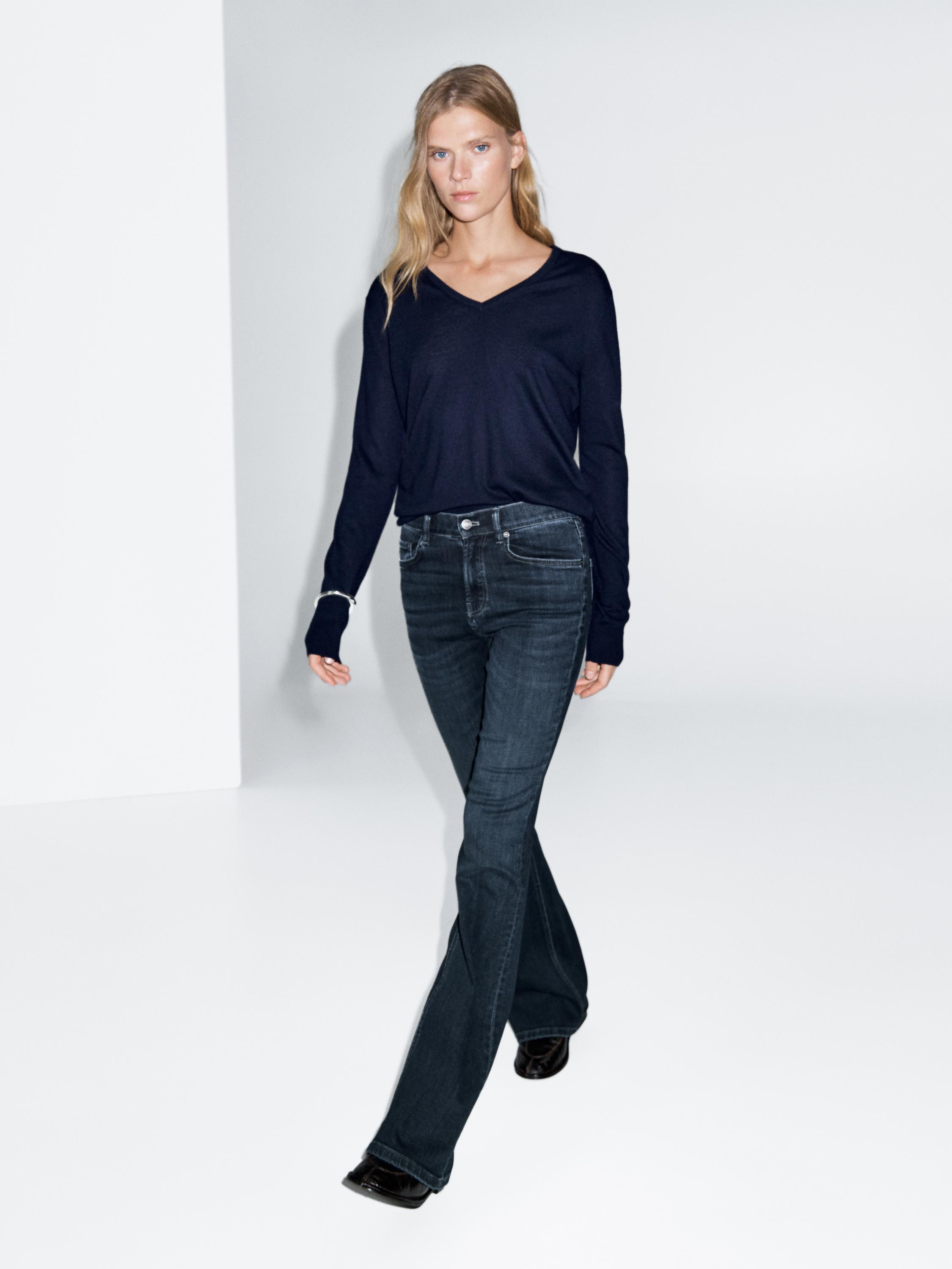 High waist bell bottom skinny jeans