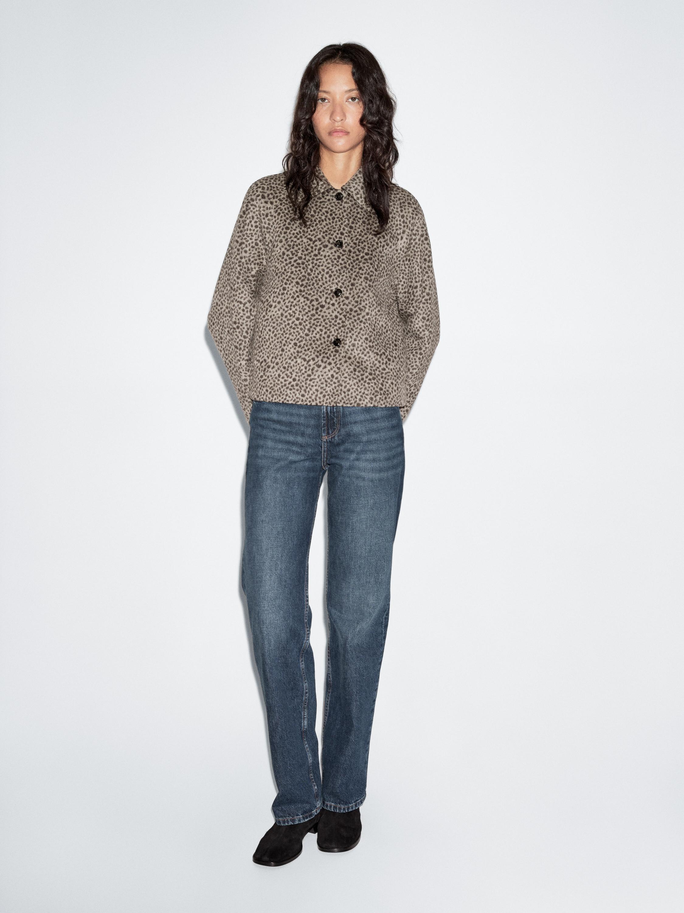 Short flecked coat