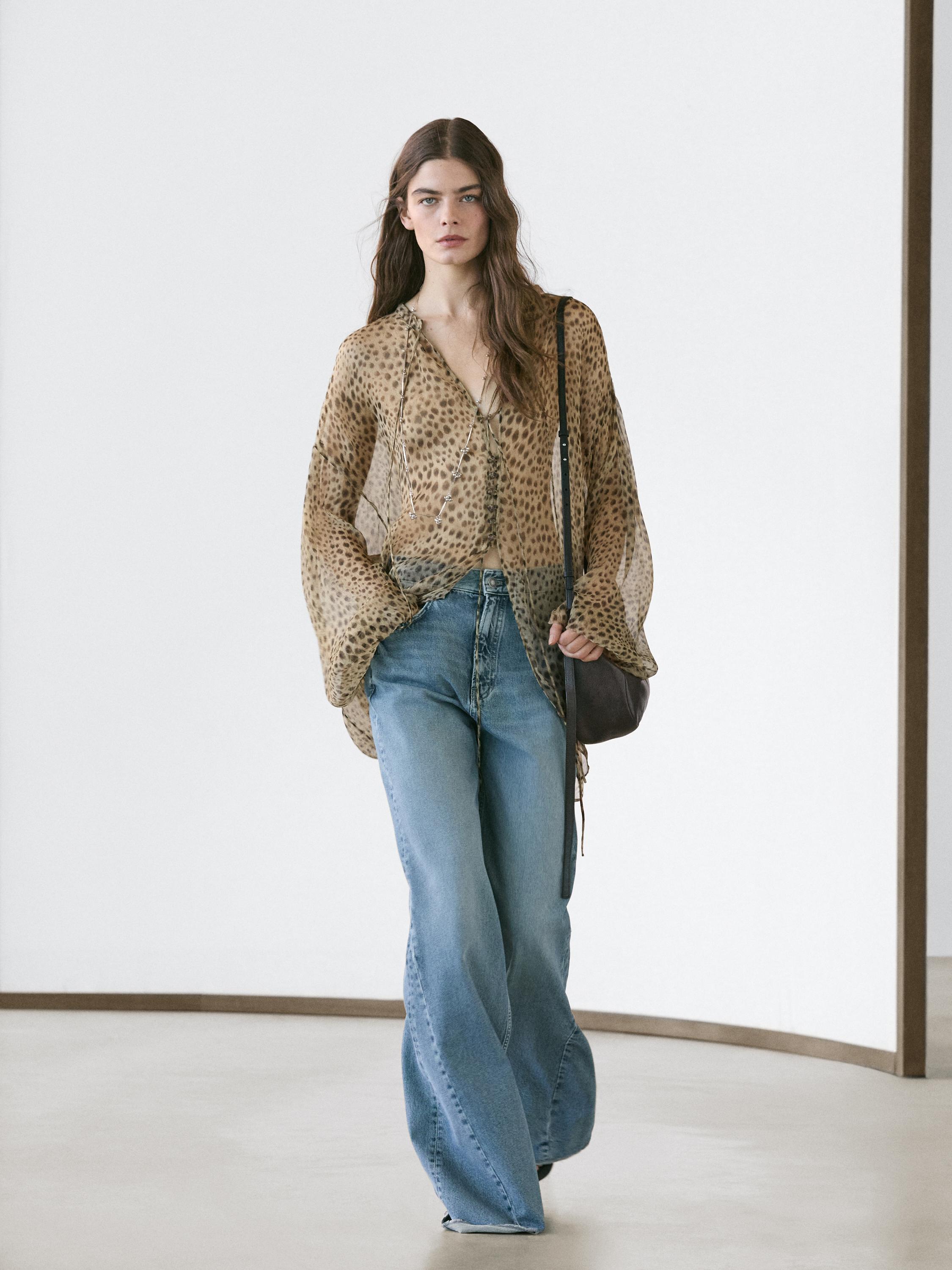 High-waist flare fit jeans — Light Blue