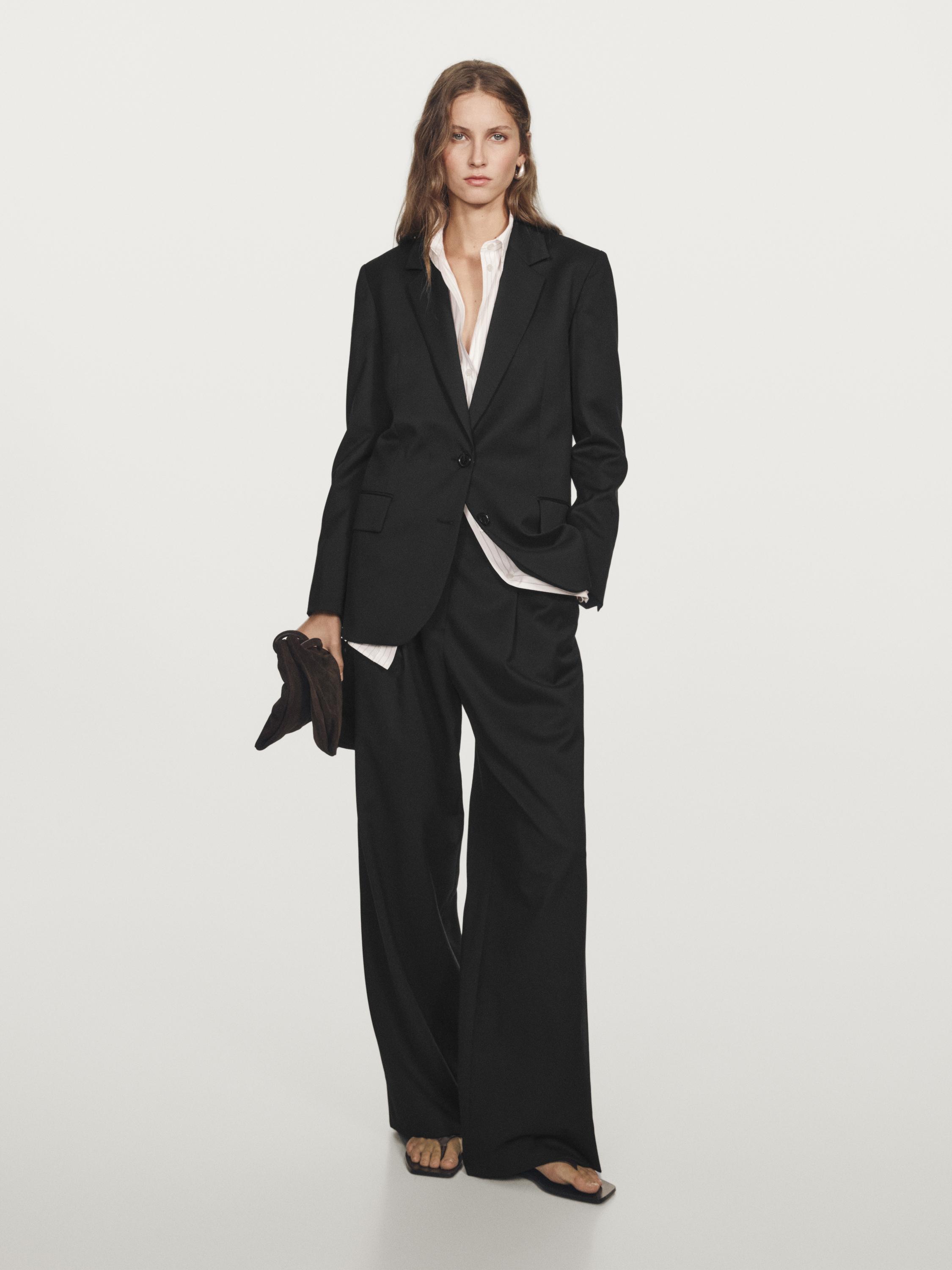 100% extra fine wool two-button blazer