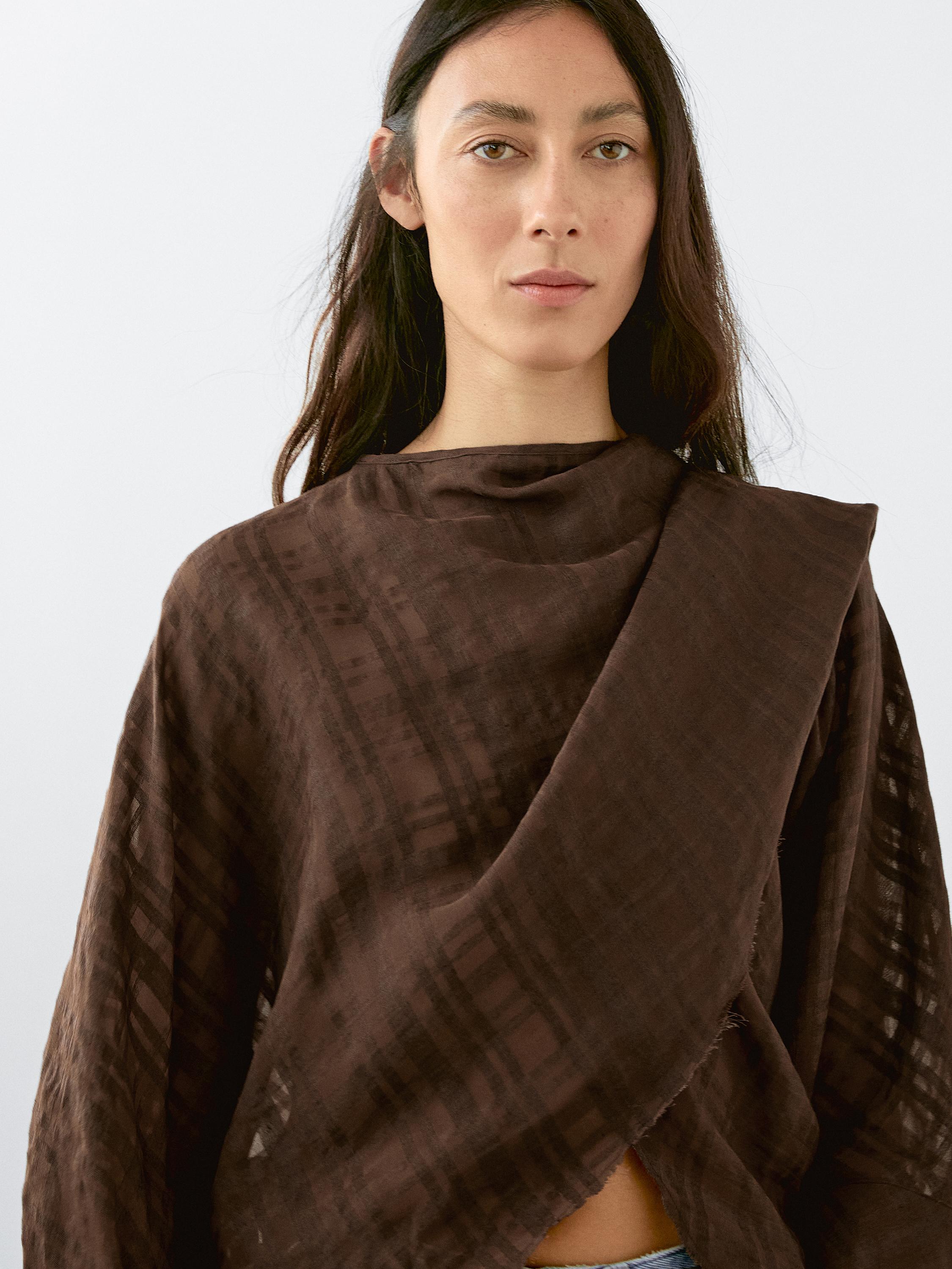 Check linen blend cape