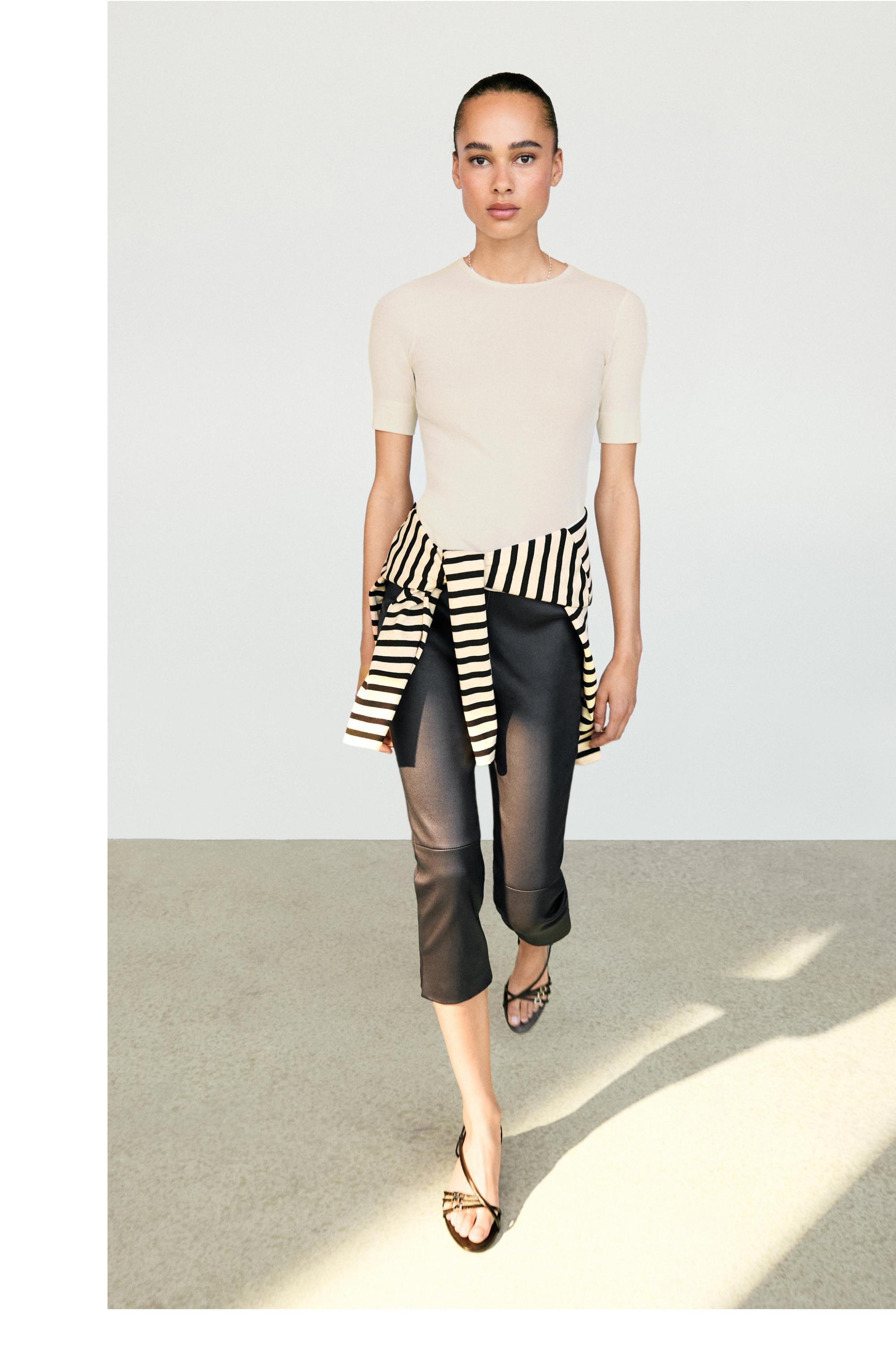 Leather capris — BLACK