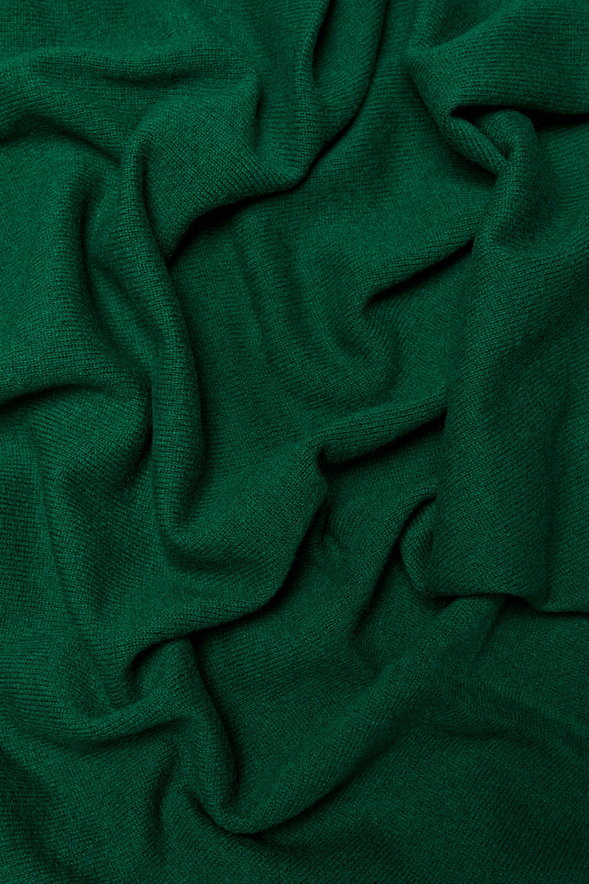 Wool-cashmere blend smooth fine knit scarf