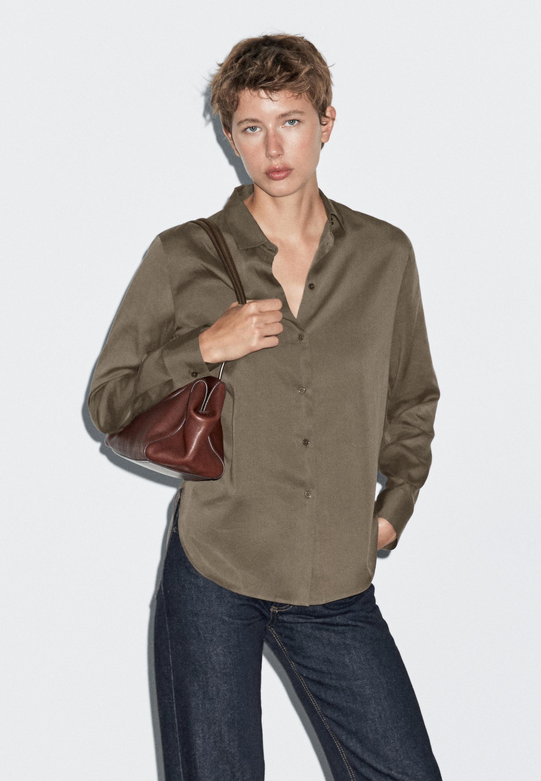 Camisa fluida cuello camisero
