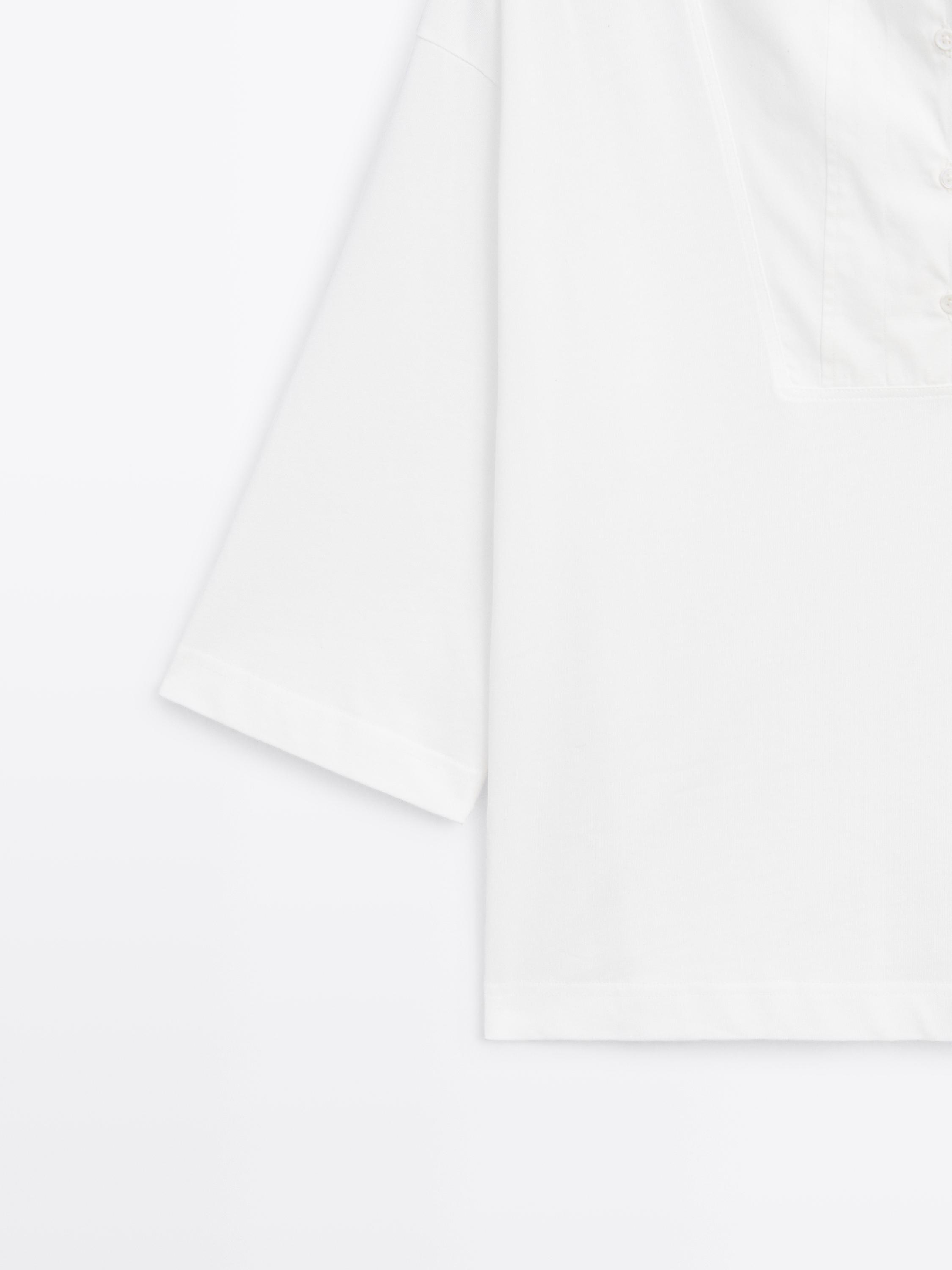 T-shirt à col cheminée