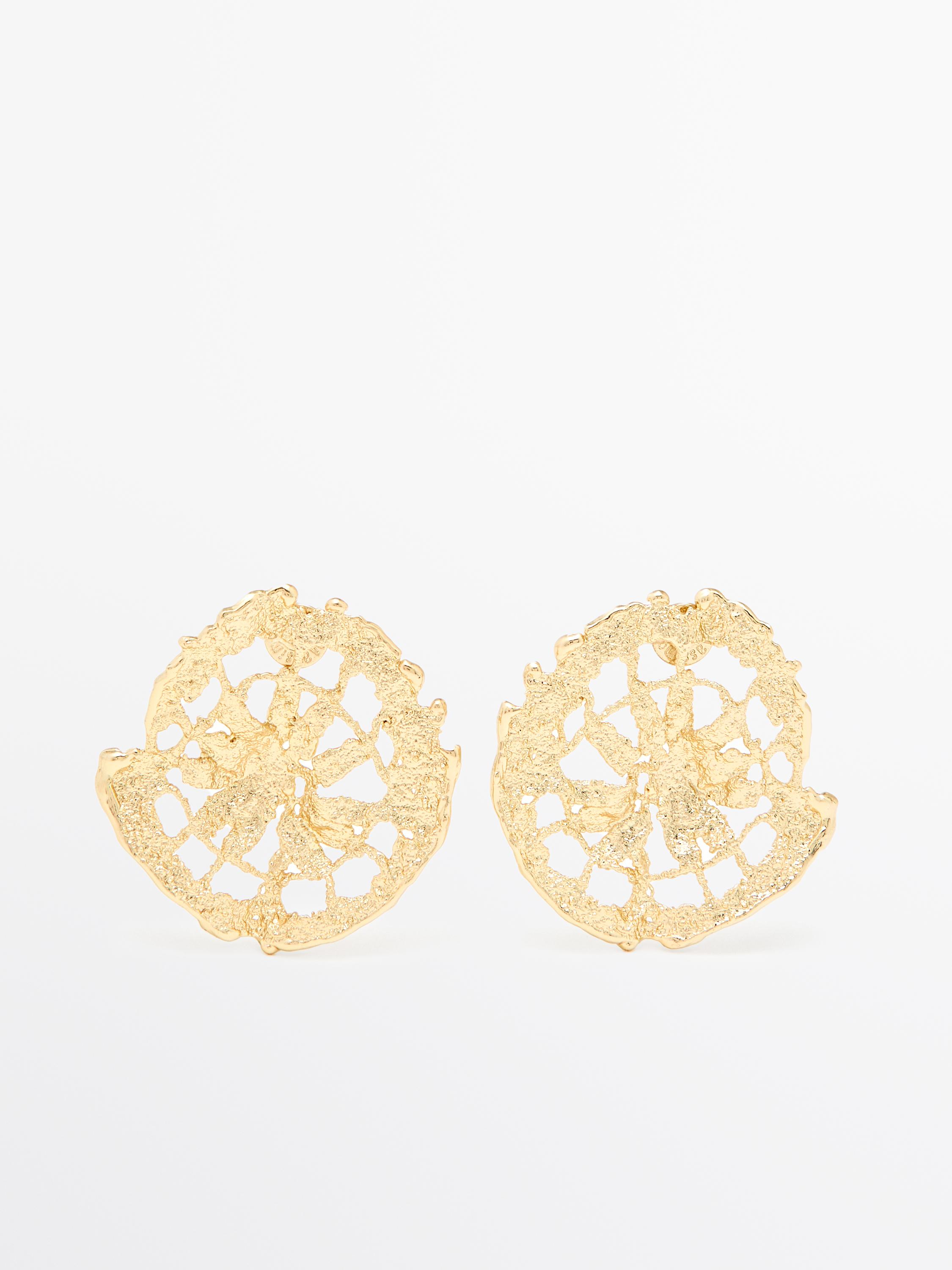 Lace circular earrings