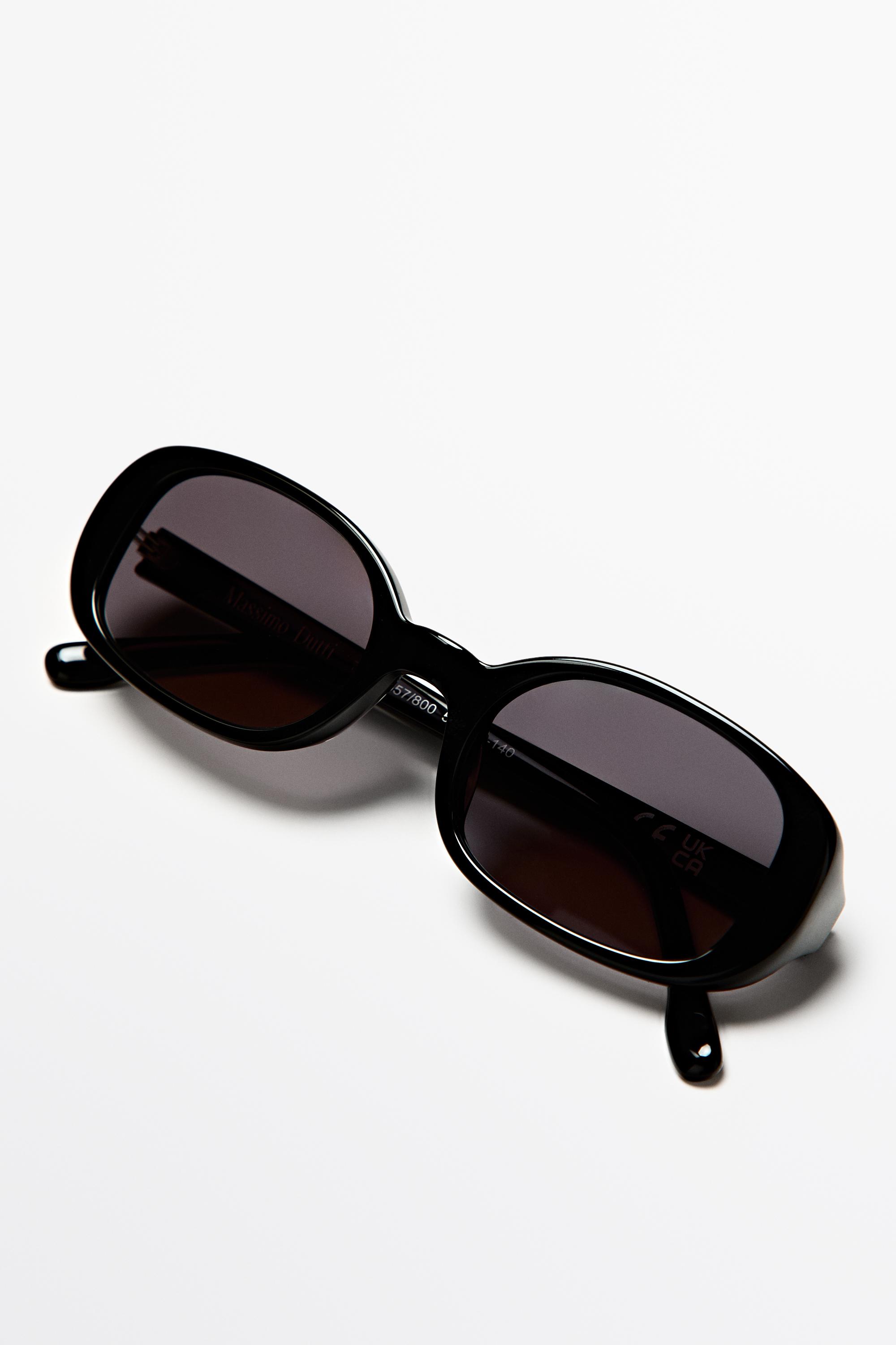 90s-style rounded sunglasses — BLACK