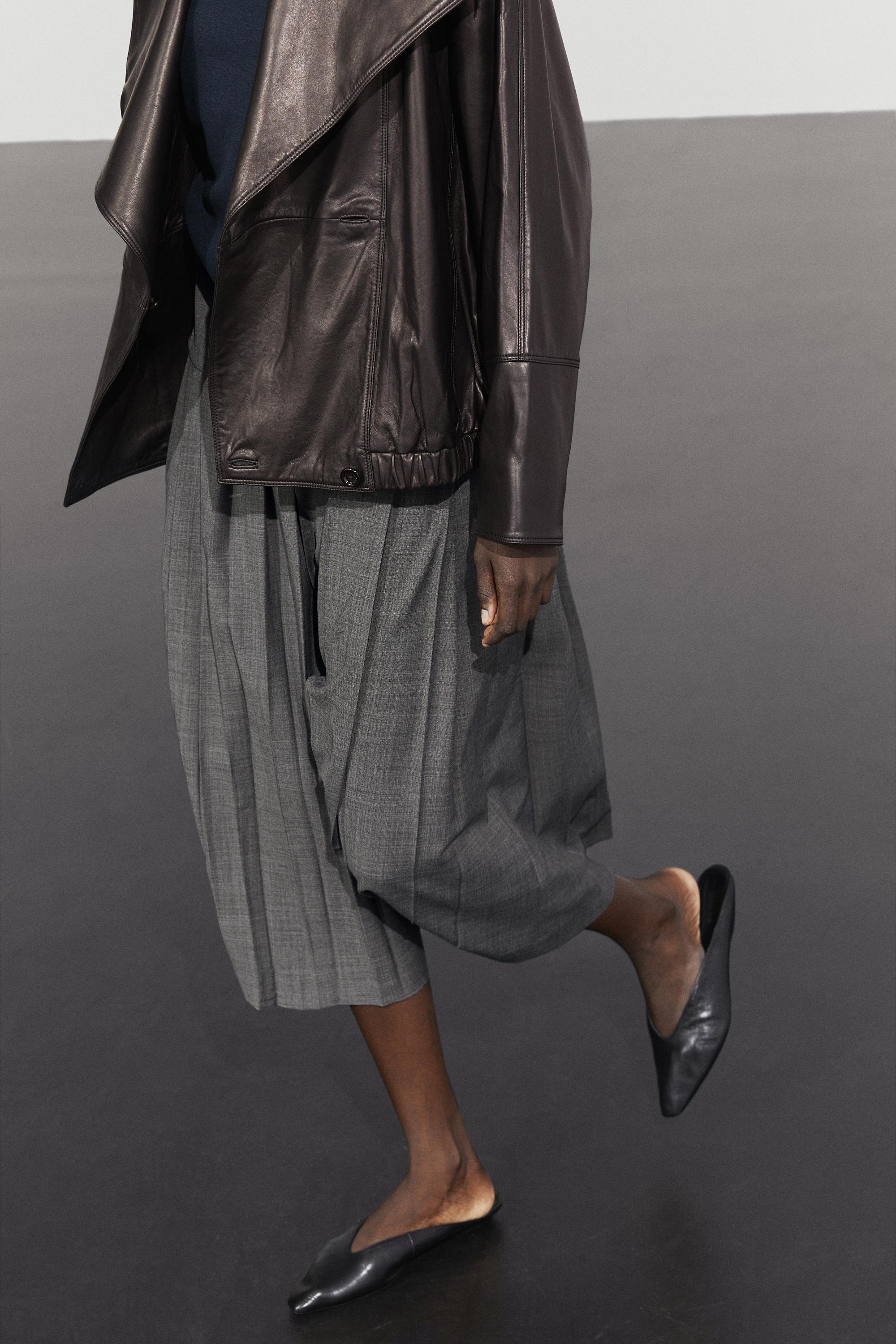 Pleated wool-blend midi skirt — GREY