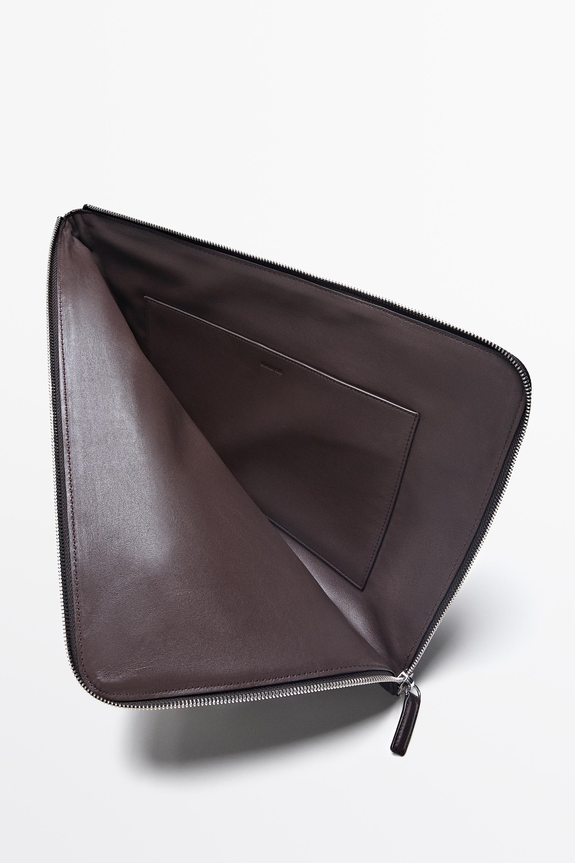 Large Nappa leather laptop sleeve