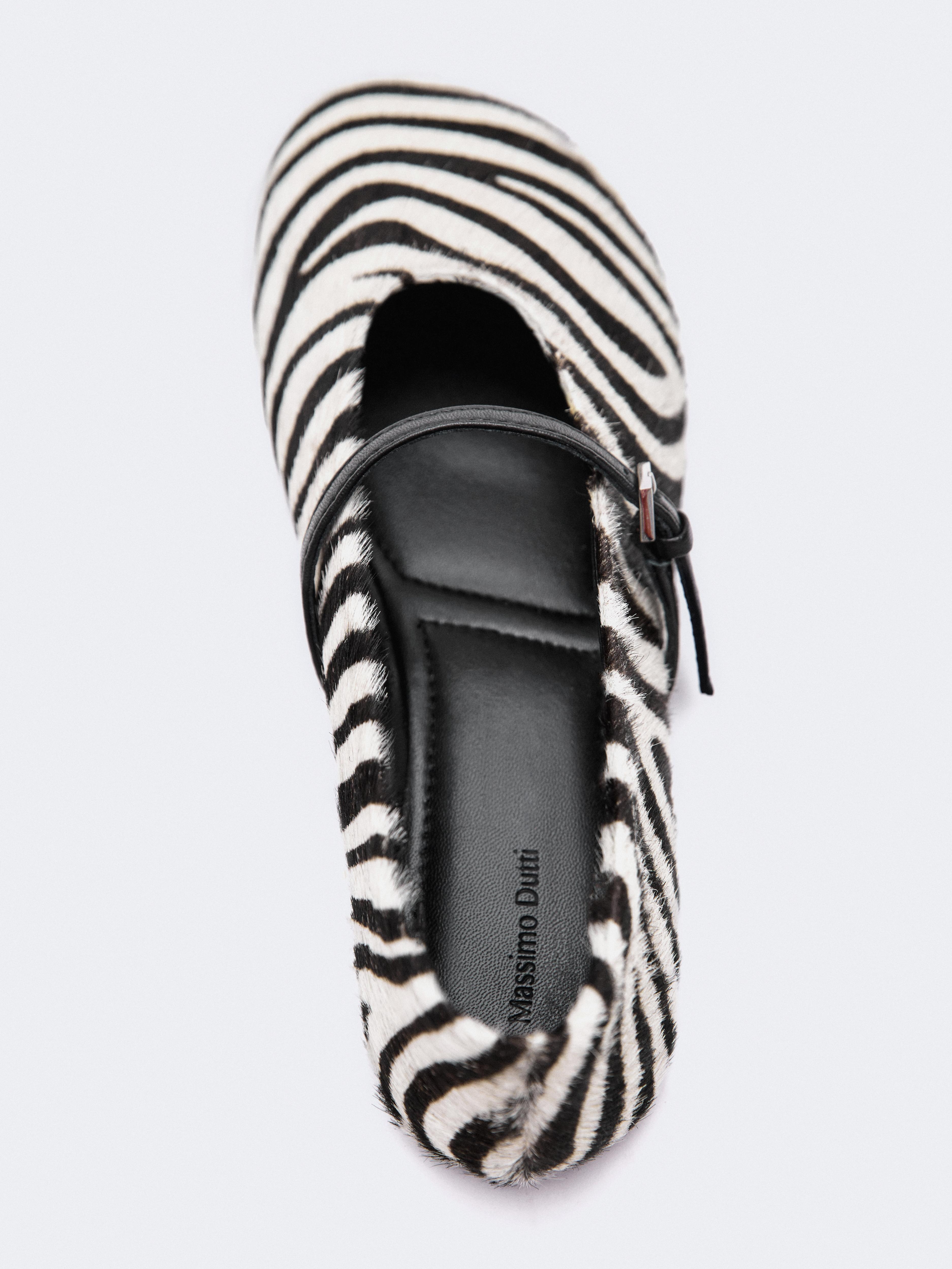 Animal print ballerinas with strap