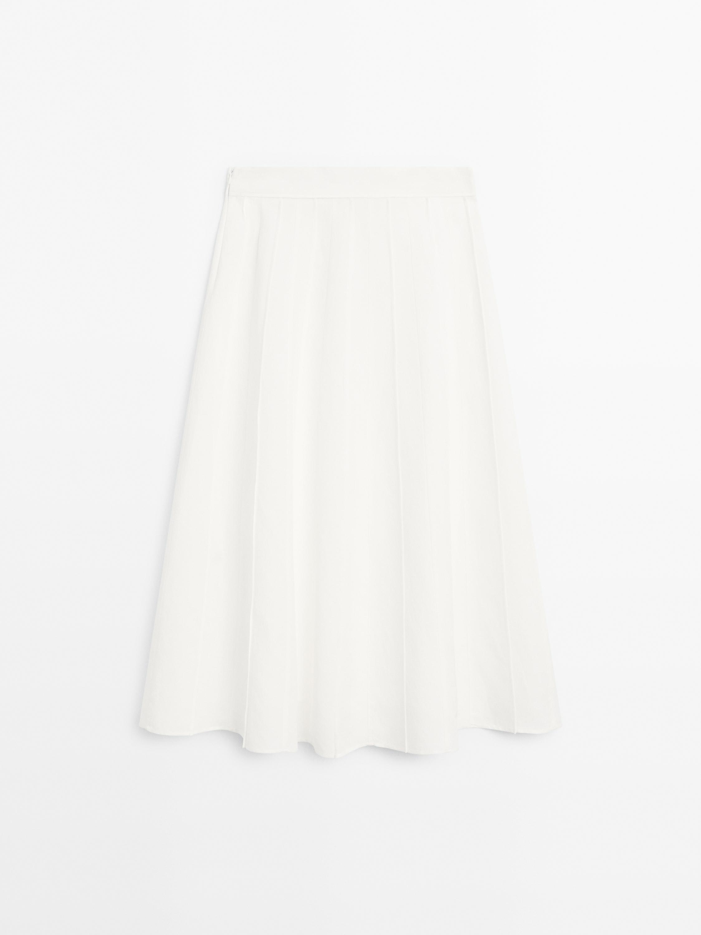 Flared midi skirt with seam details
