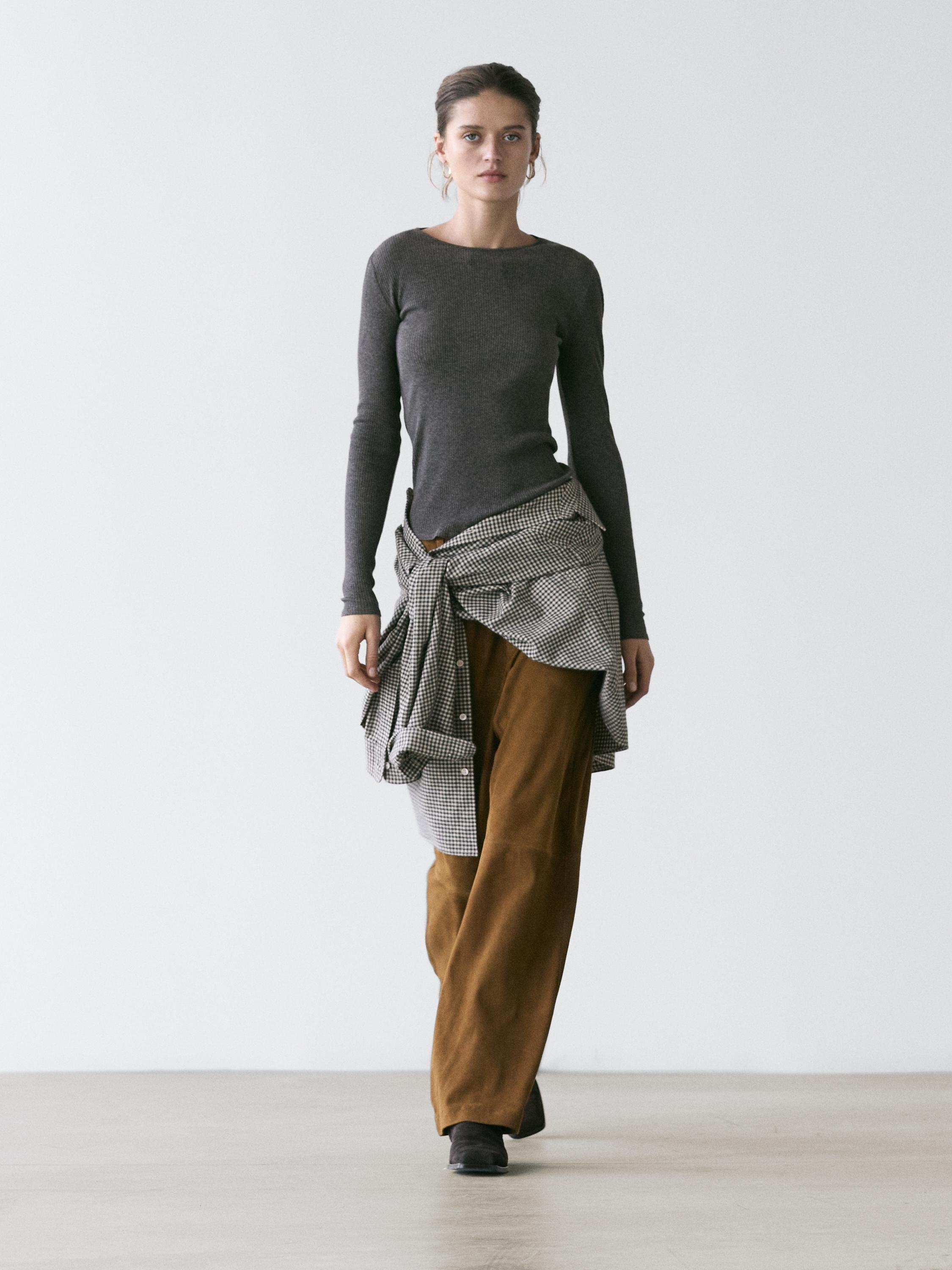 Long sleeve T-shirt with ribbed detail