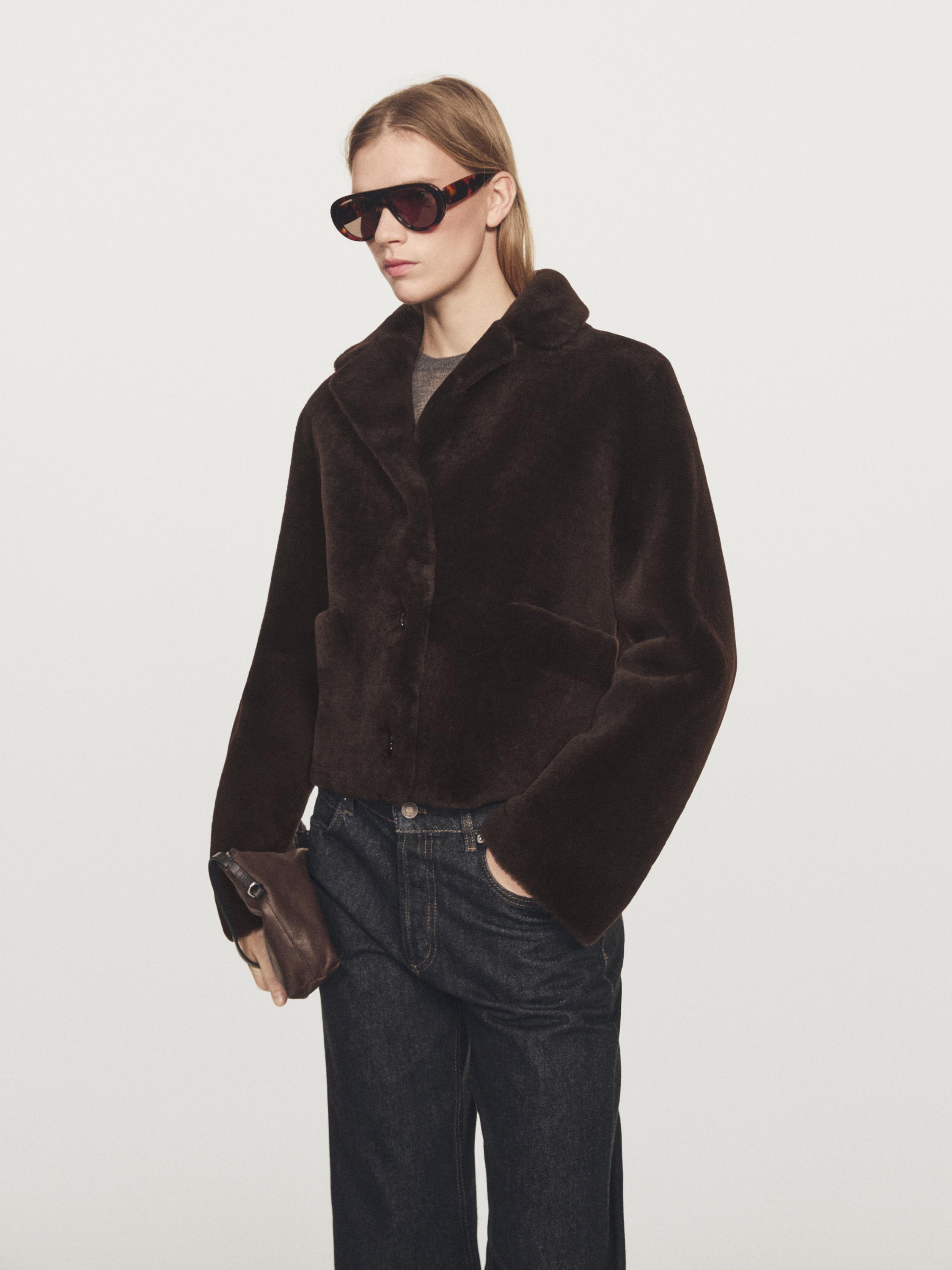 Short lambskin mouton jacket — BROWN